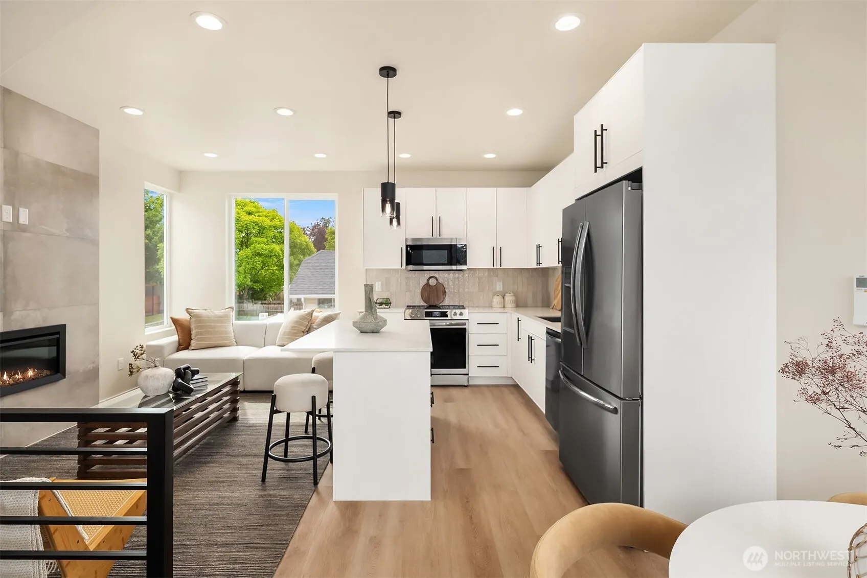Property photo for 319 Nw 87th Street #b, Seattle photo 4