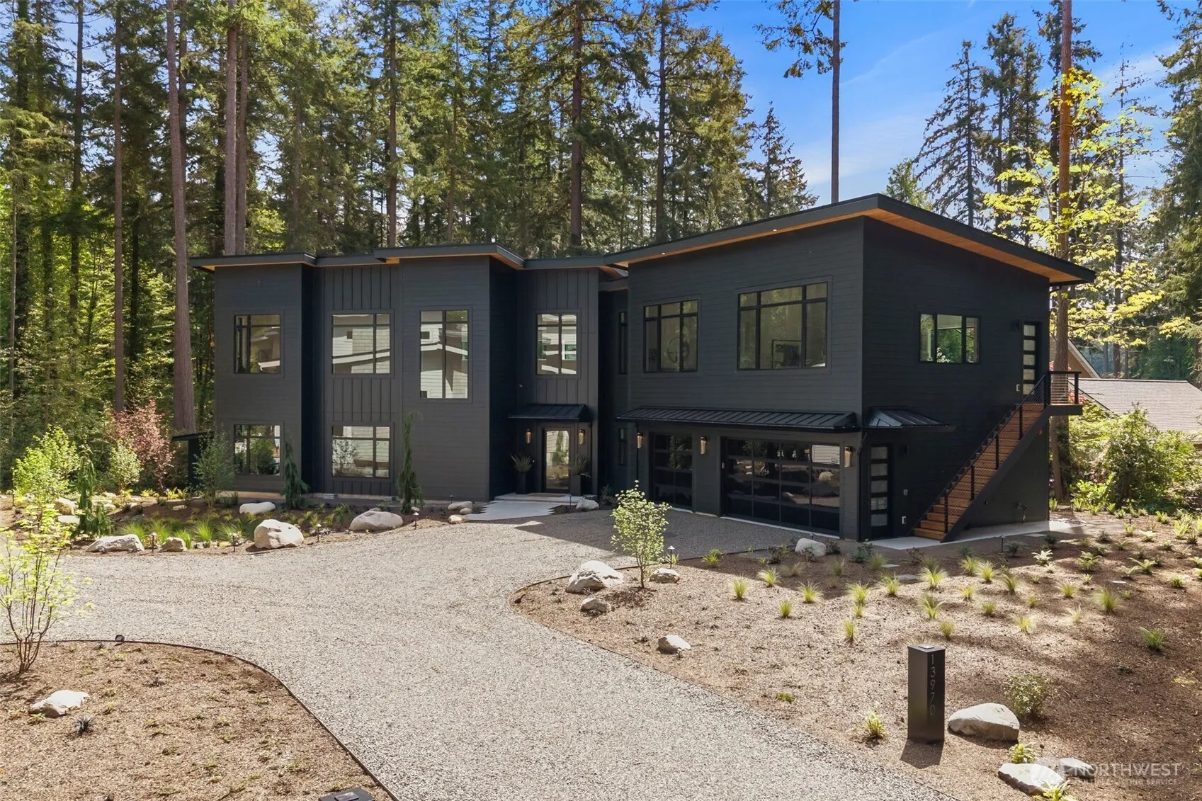 Property photo for 13982 13970 Manzanita Road Ne, Bainbridge Island photo 4
