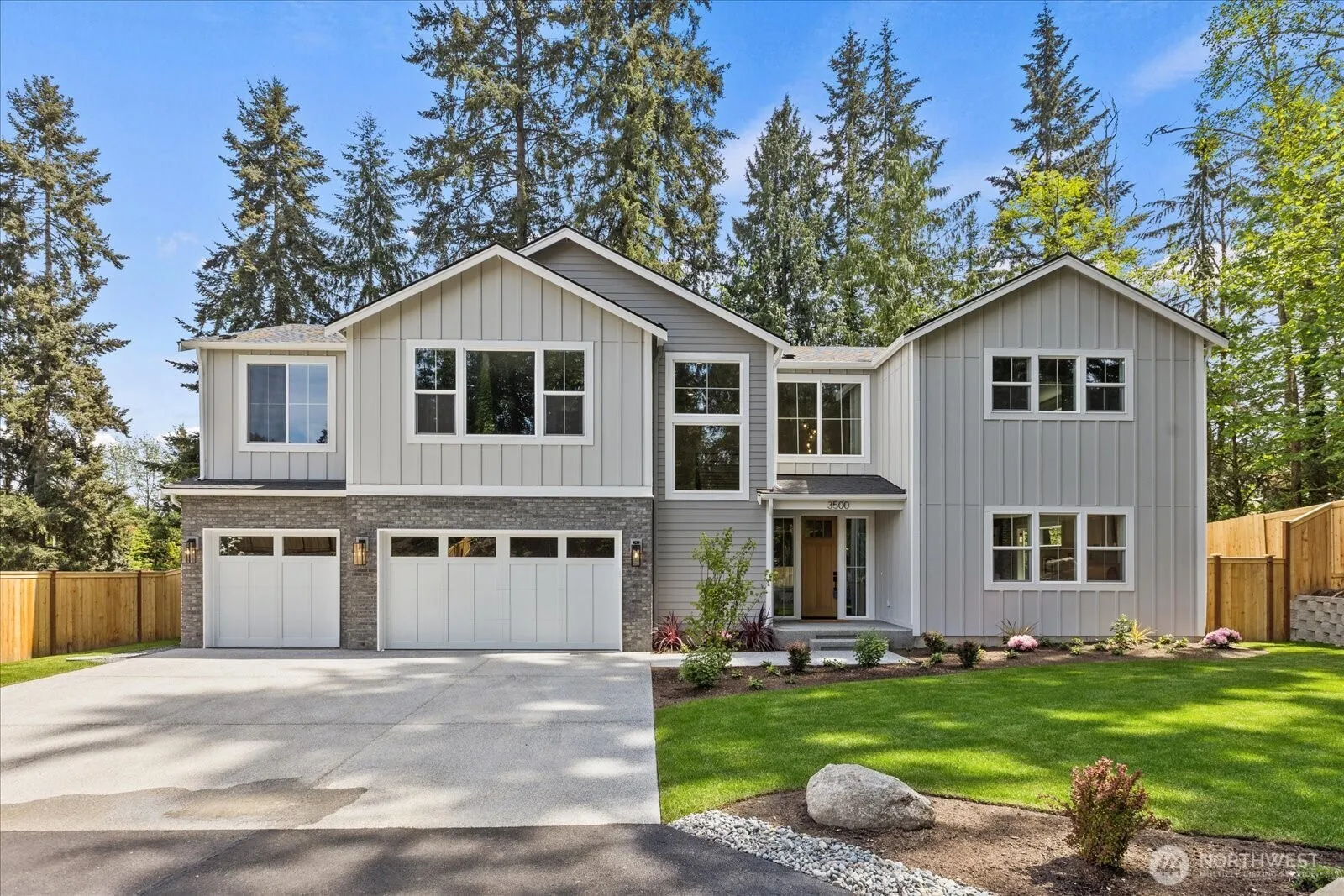 Property photo for 3500 Alaska Road, Brier