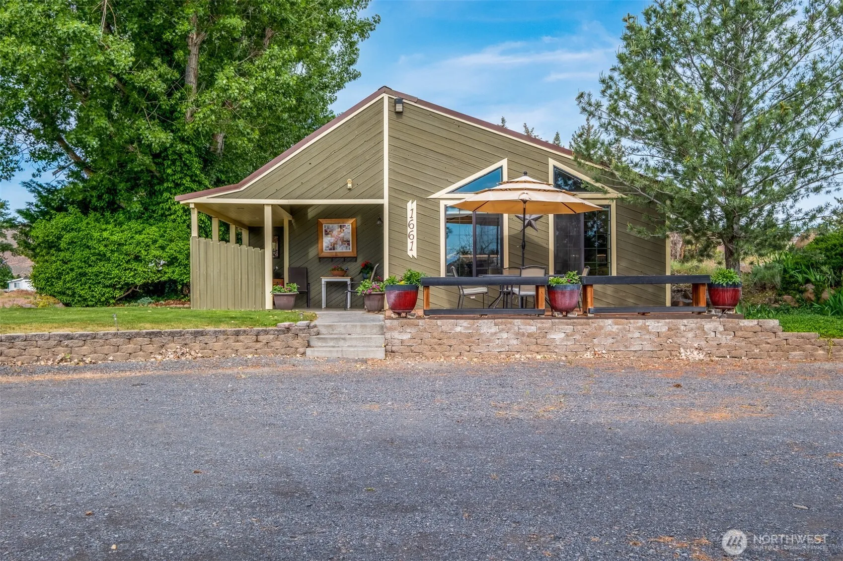 Property photo for 1661 Road 17.6 Nw, Ephrata