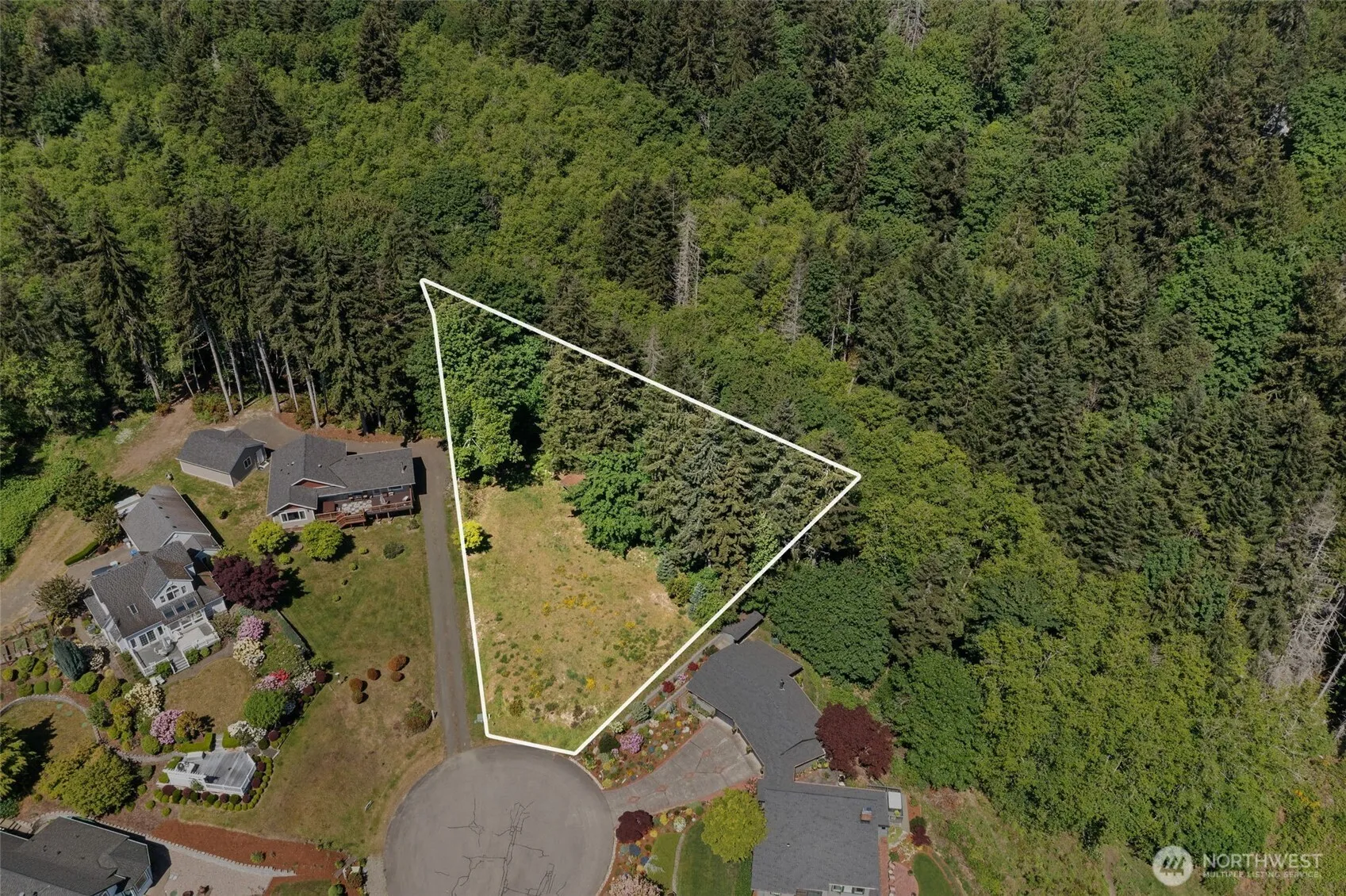 Property photo for 15 E Smith Cove Way, Shelton photo 3
