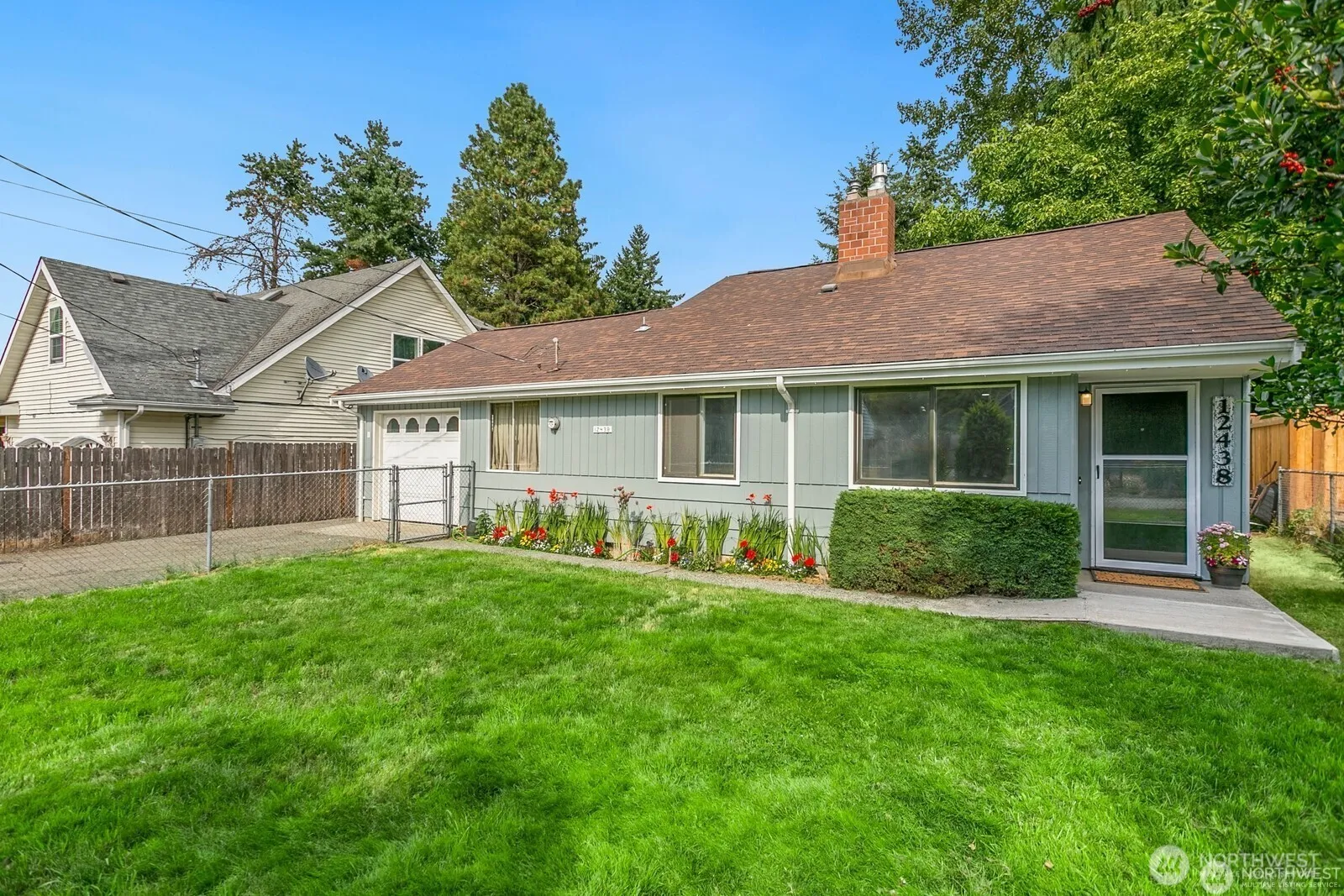 Property photo for 12438 9th Avenue S, Seattle, WA 98168