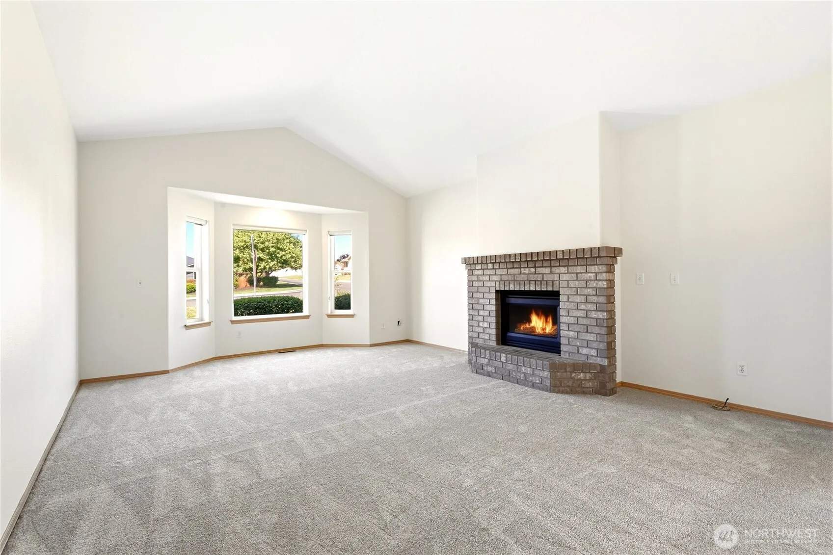 Property photo for 23 N 86th Avenue, Yakima photo 3