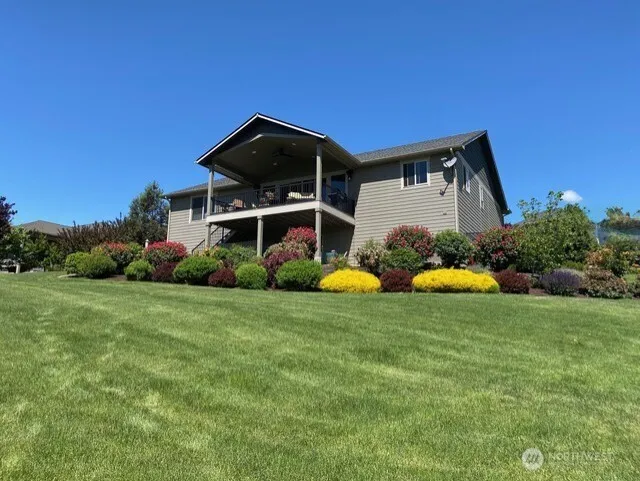 Property photo for 4062 Knowles Road, Wenatchee