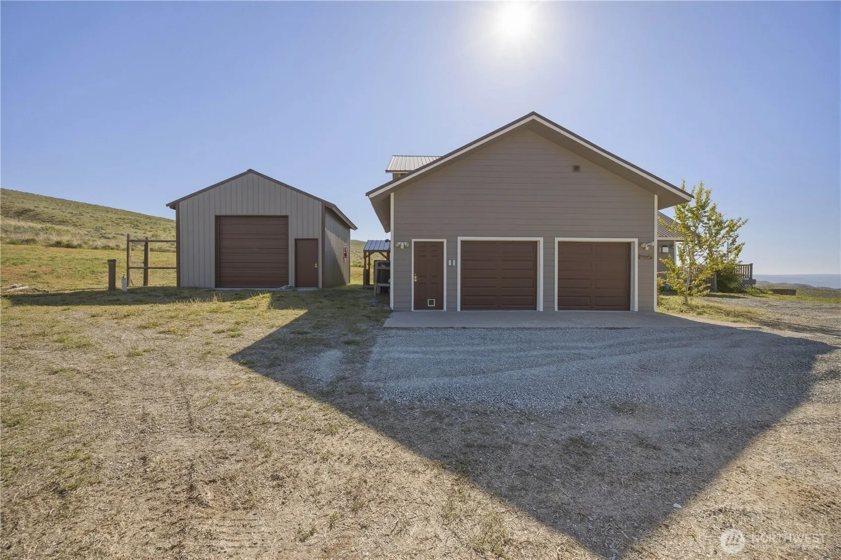 Property photo for 552 Bill Shaw Road, Pateros photo 4
