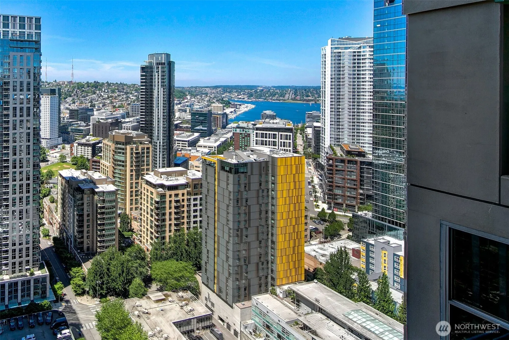 Property photo for 819 Virginia Street #2902, Seattle photo 2