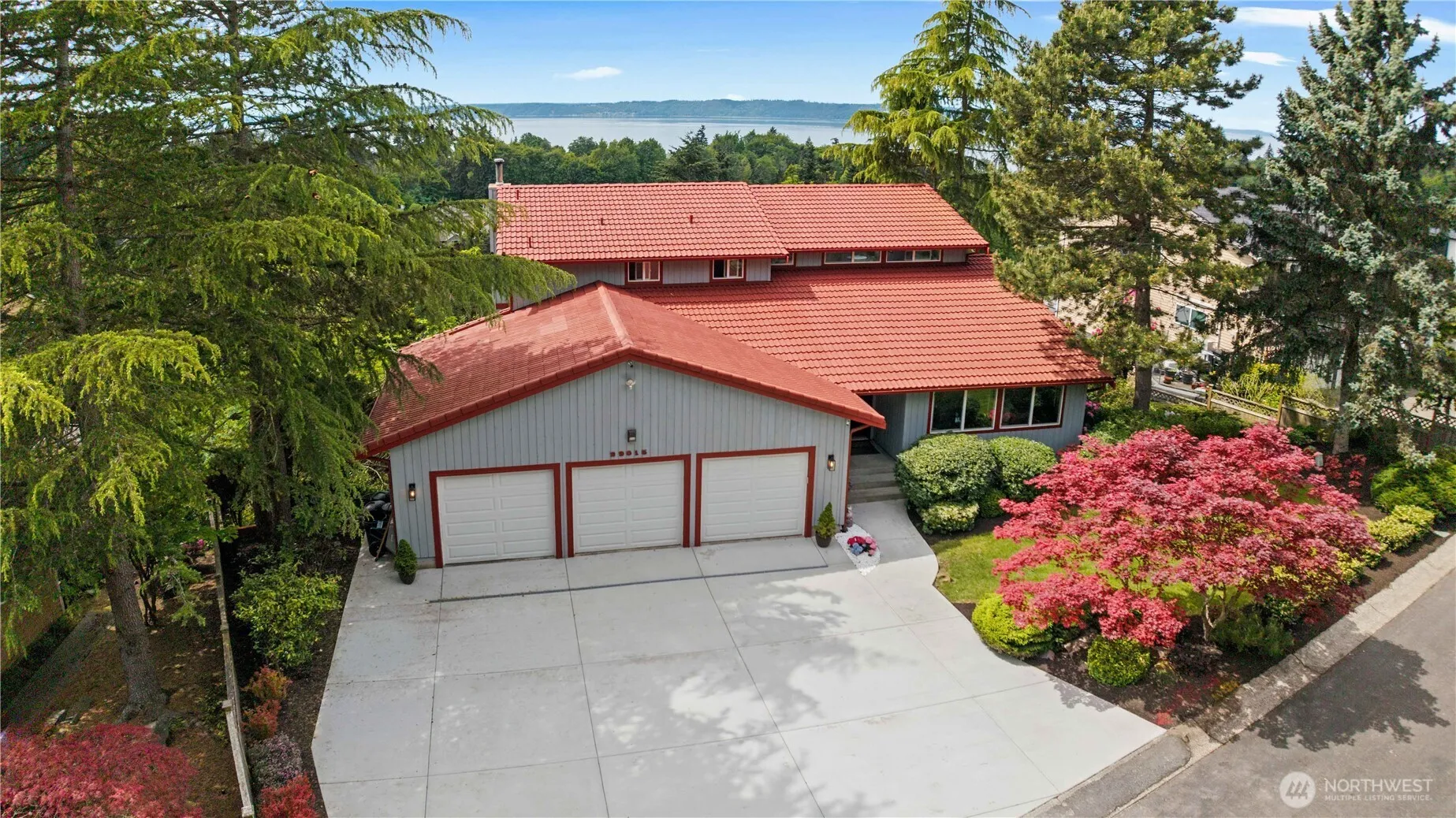 Property photo for 29015 15th Place S, Federal Way photo 2