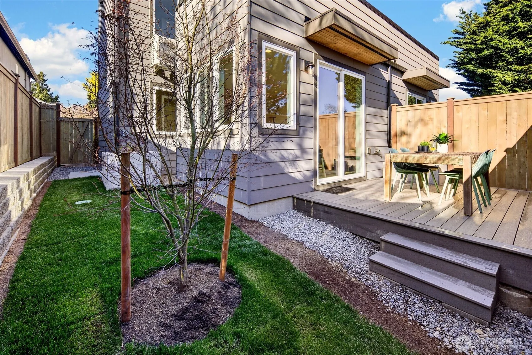 Property photo for 2851 Nw 70th Street #b, Seattle, WA 98117