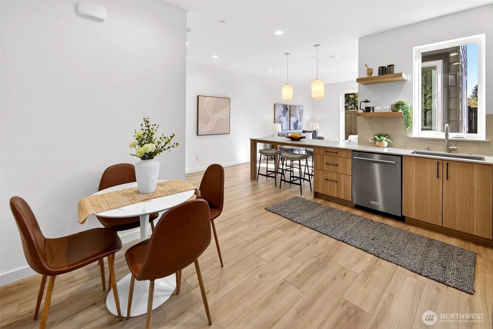 Property photo for 2851 Nw 70th Street #b, Seattle photo 5