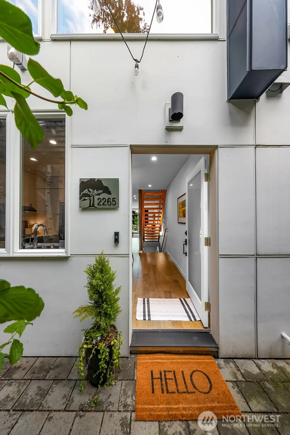 Property photo for 2265 14th Avenue W, Seattle photo 5