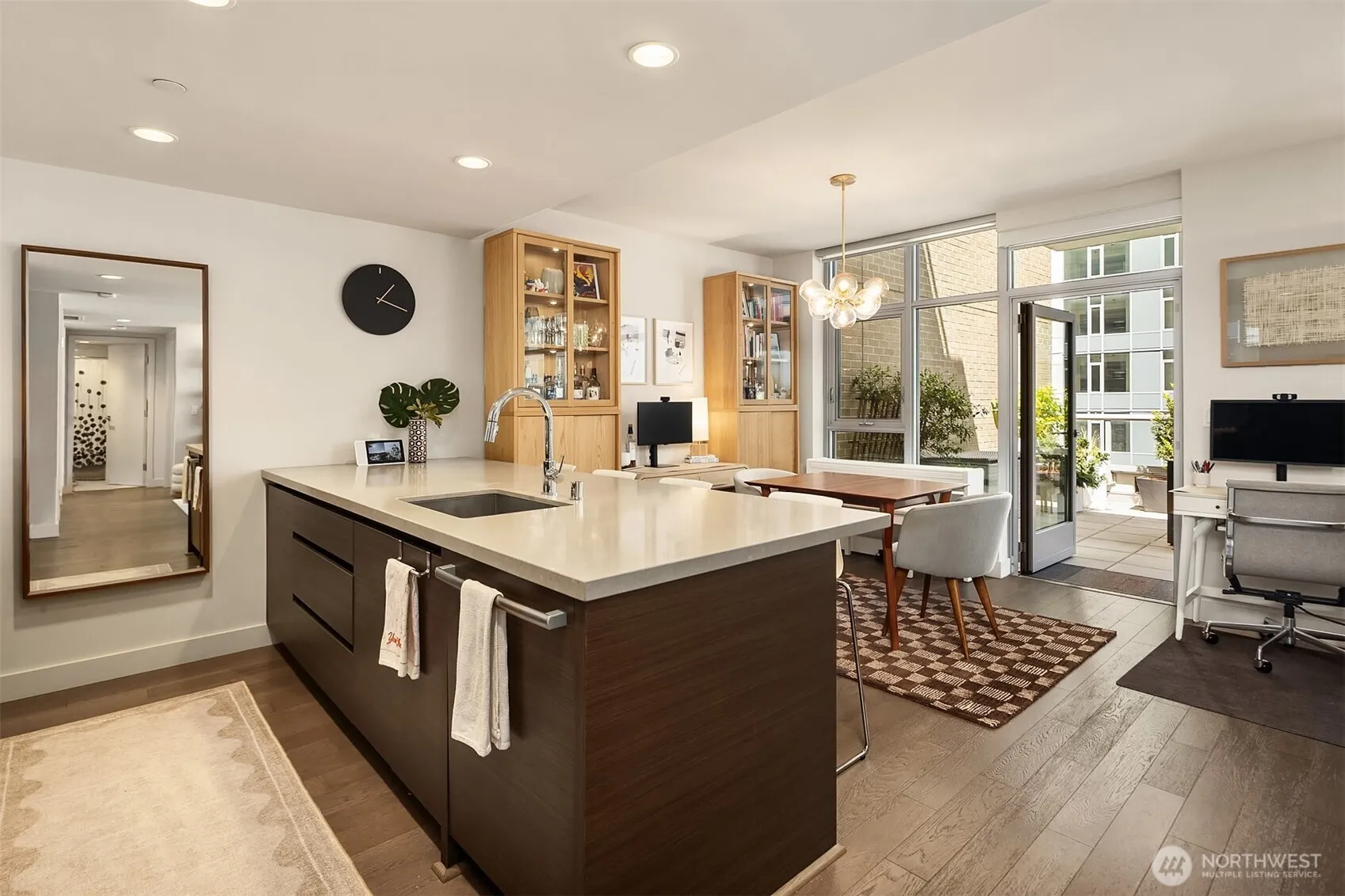 Property photo for 583 Battery Street #702n, Seattle photo 5