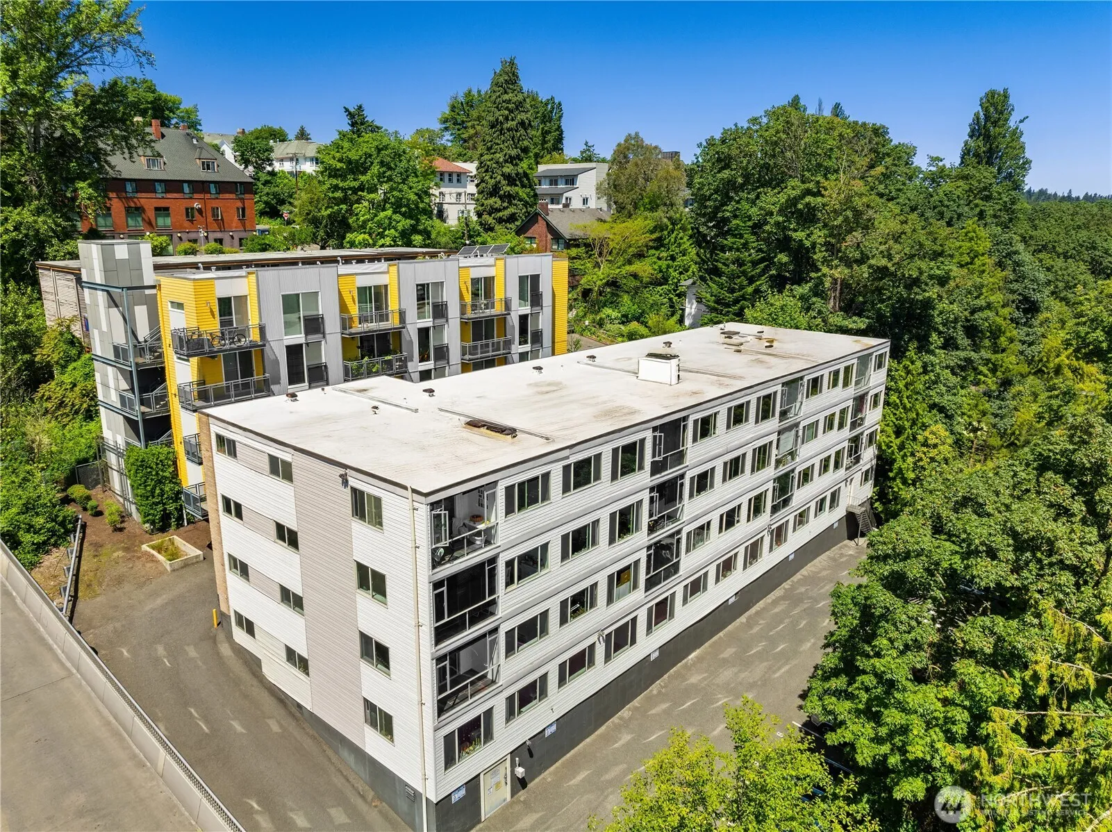 Property photo for 2233 Ne 46th Street, Seattle
