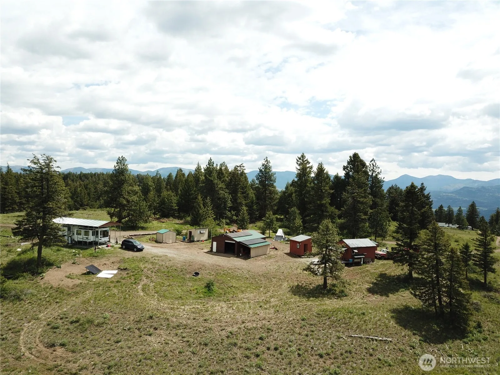 Property photo for 19 Union Ridge Spur Road, Republic