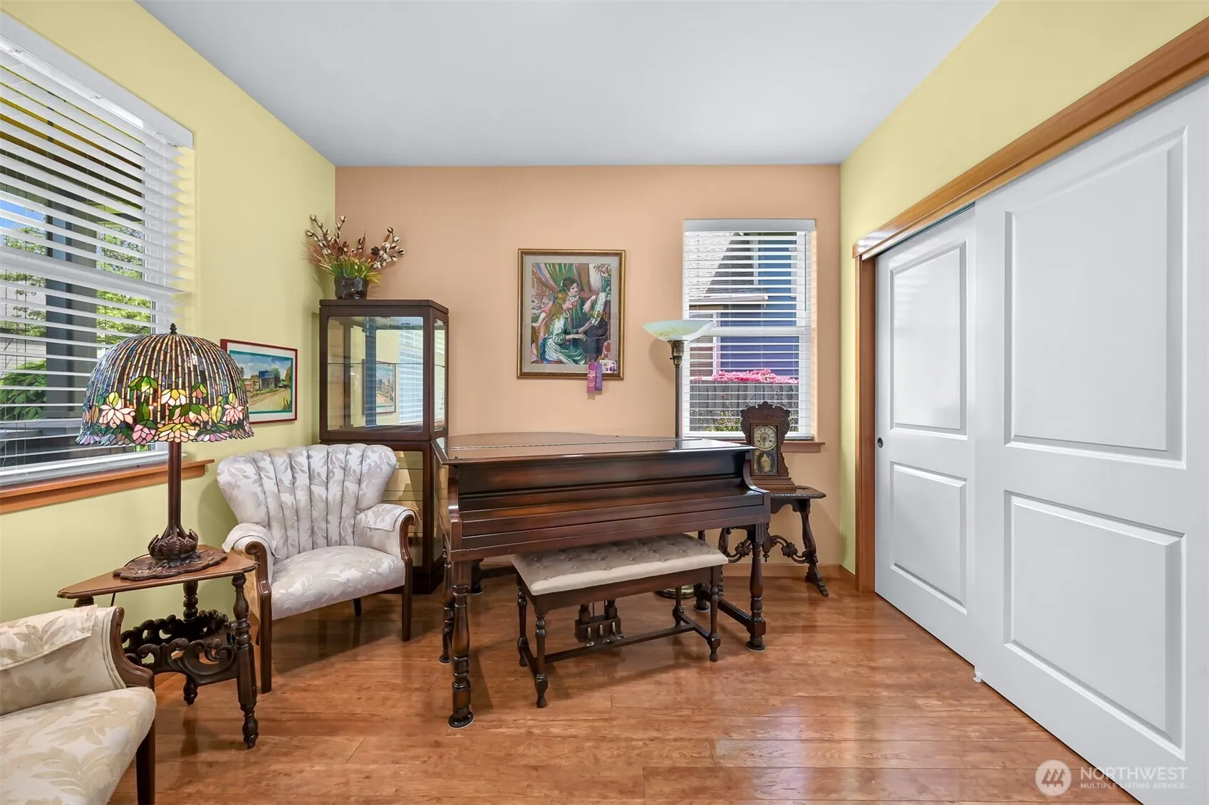 Property photo for 1759 Grand Avenue, Mount Vernon photo 4