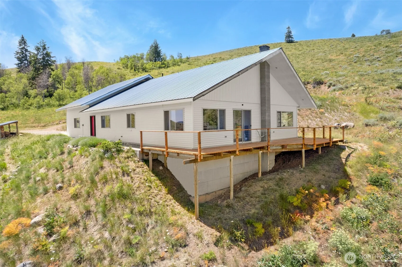 Property photo for 427 Rendezvous Road, Winthrop