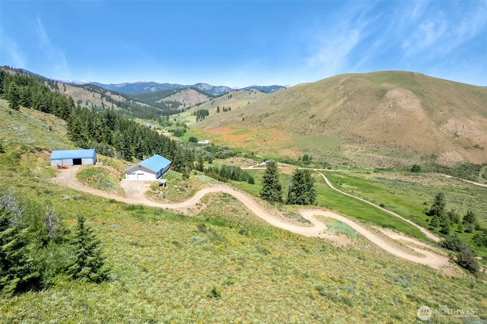 Property photo for 427 Rendezvous Road, Winthrop photo 4