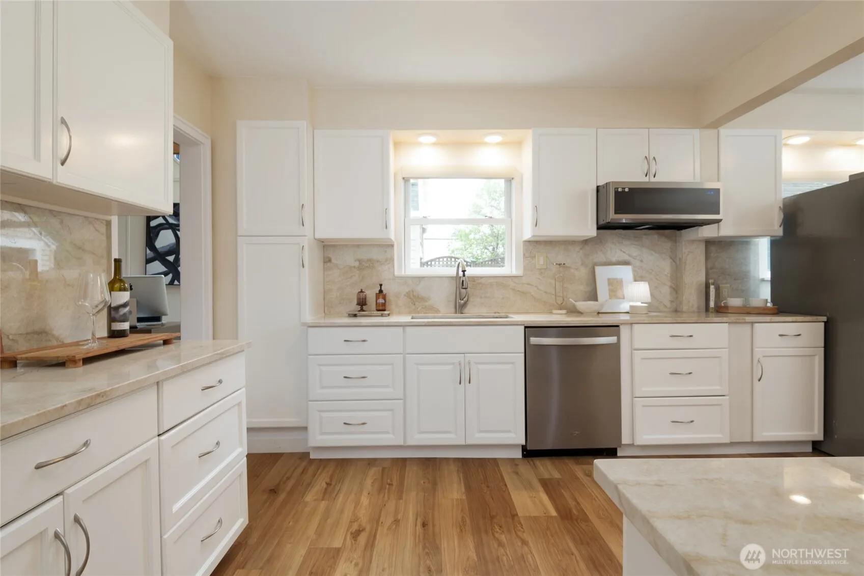 Property photo for 6541 20th Avenue Ne, Seattle photo 5