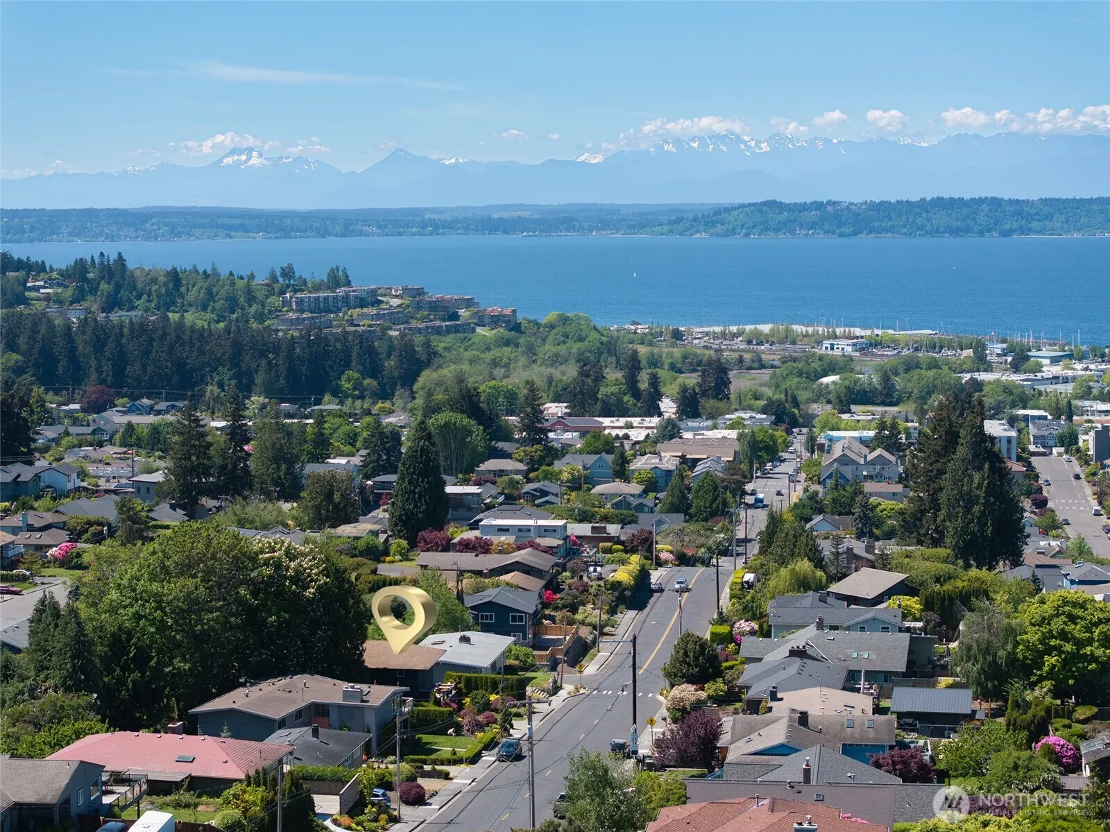 Property photo for 816 Walnut Street, Edmonds