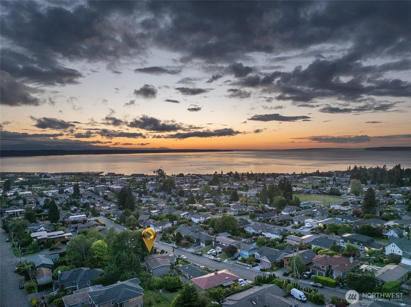 Property photo for 816 Walnut Street, Edmonds
