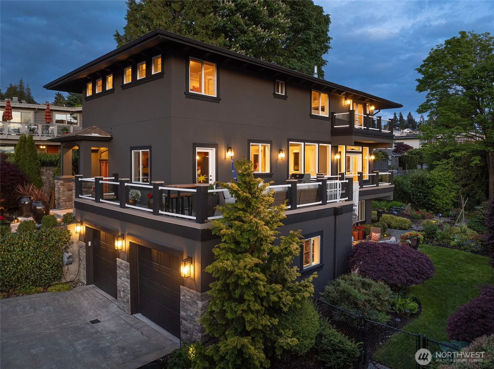 Property photo for 816 Walnut Street, Edmonds