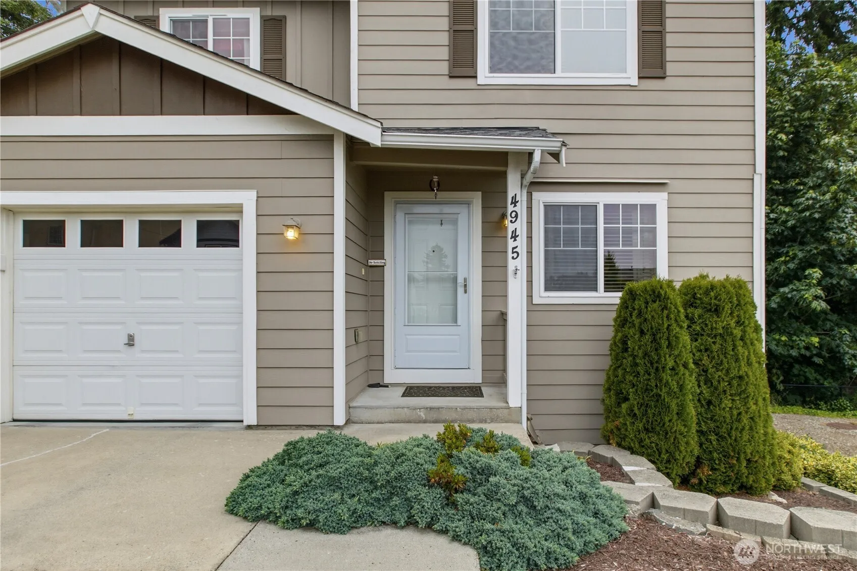 Property photo for 4945 Bowwood Circle Ne, Bremerton photo 3