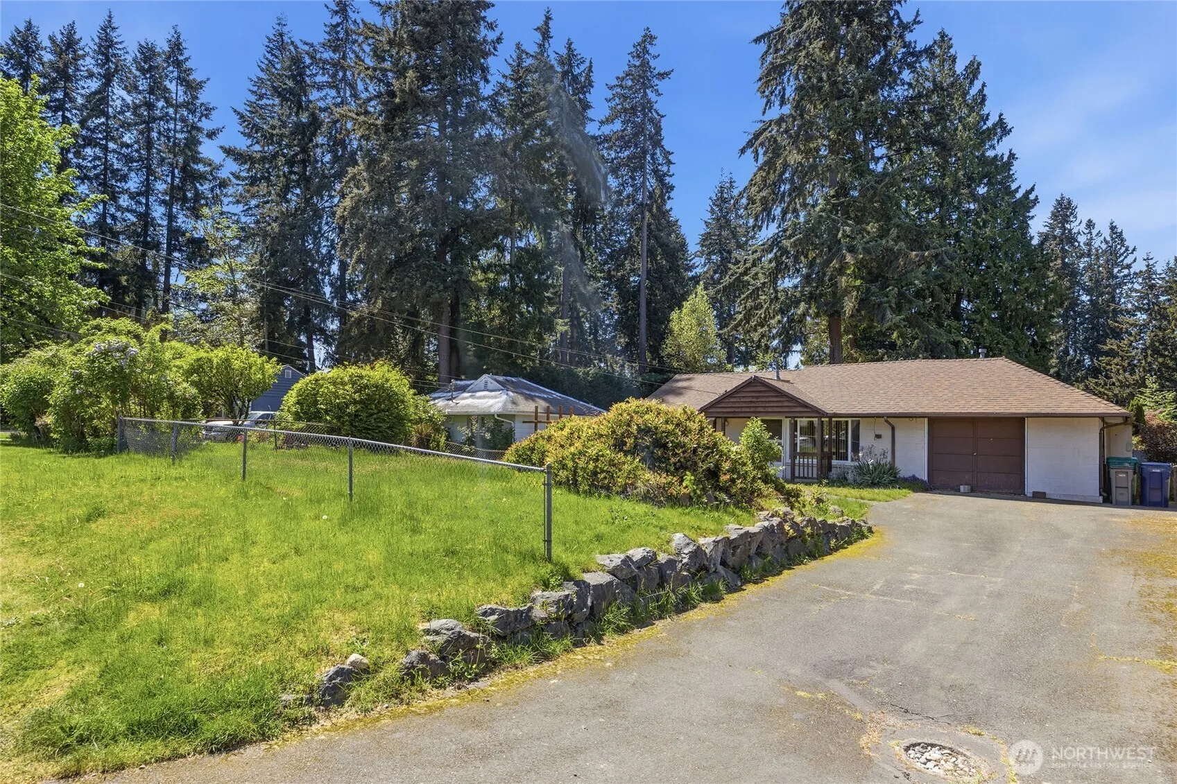 Property photo for 21606 54th Avenue W, Mountlake Terrace photo 4