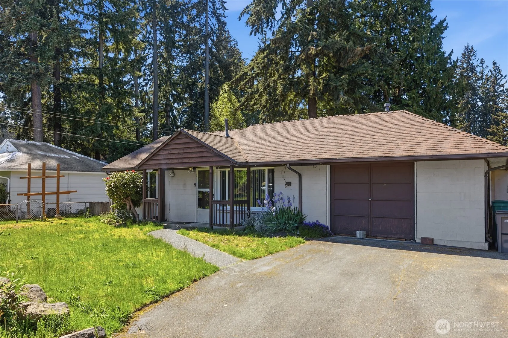 Property photo for 21606 54th Avenue W, Mountlake Terrace