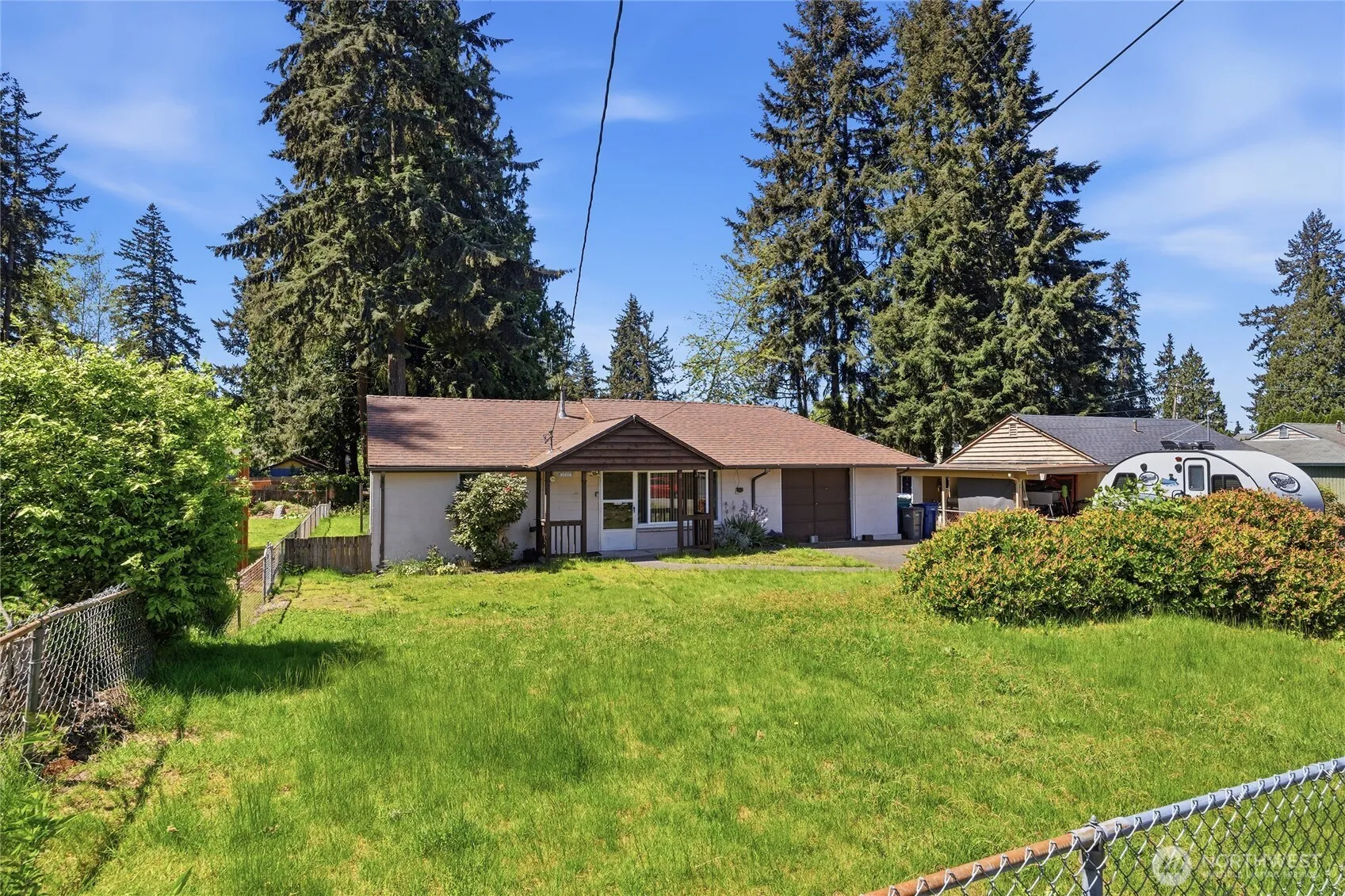 Property photo for 21606 54th Avenue W, Mountlake Terrace photo 3