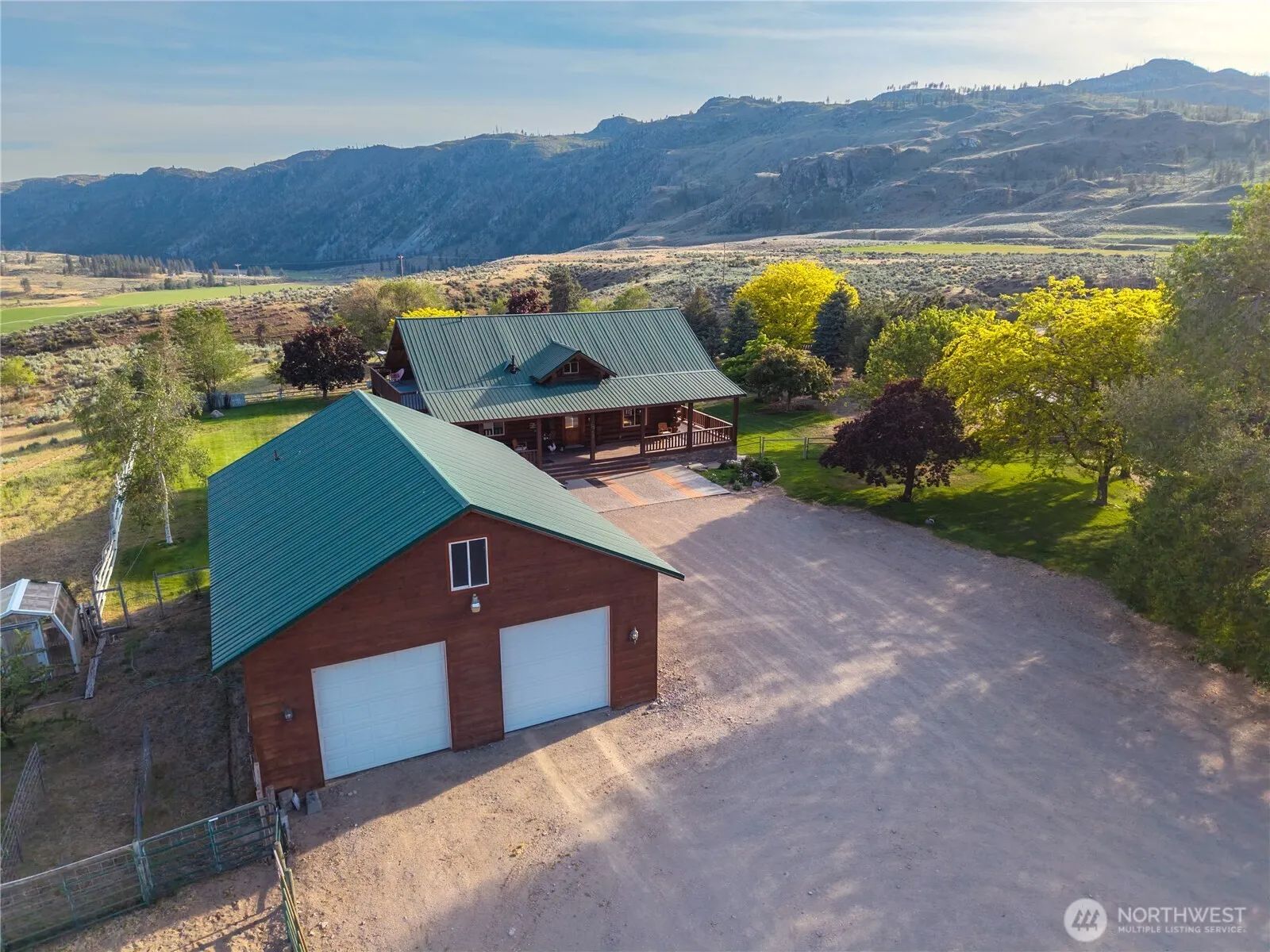 Property photo for 112 Pine Creek Road, Tonasket photo 4