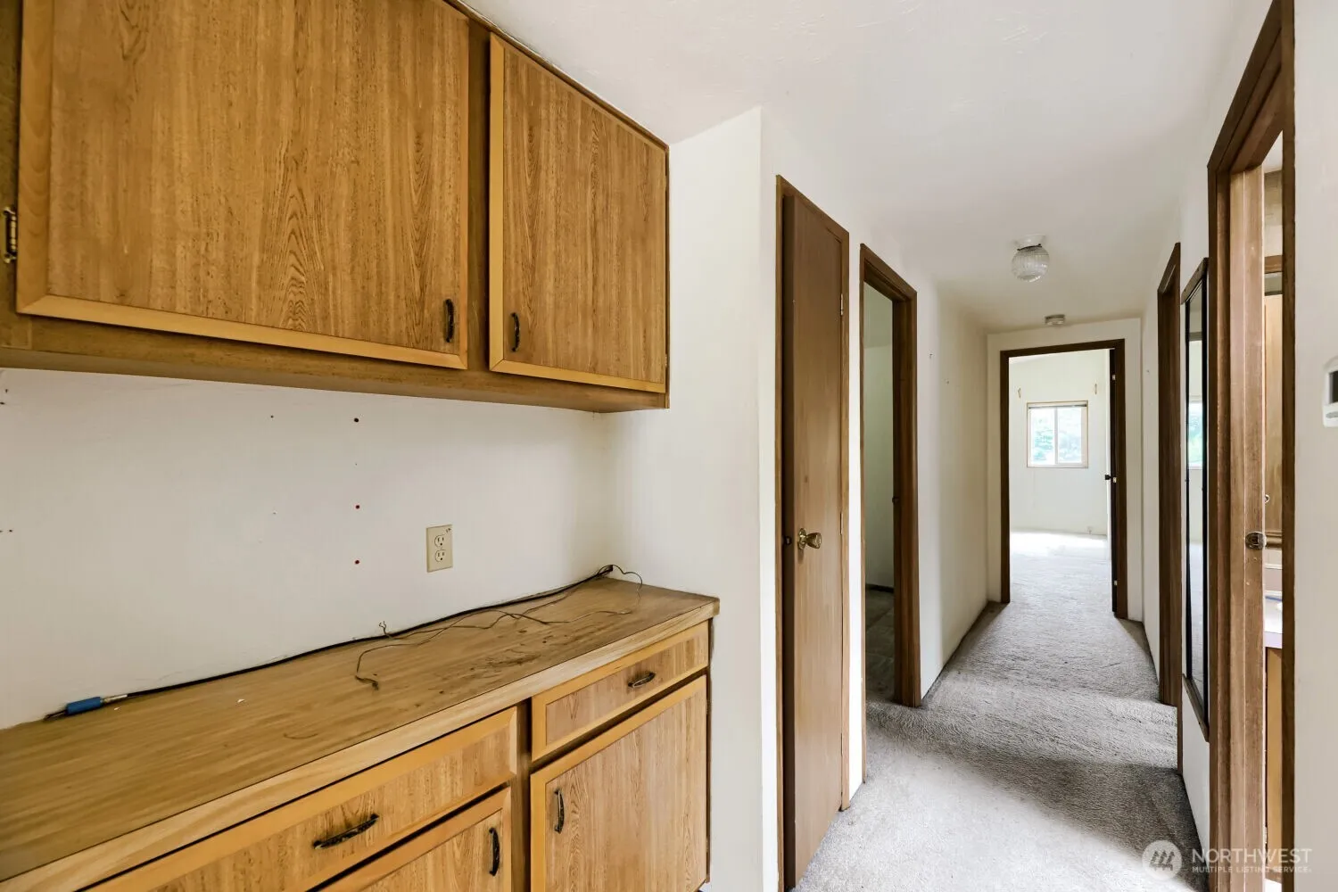 Property photo for 17125 Woodcrest Drive Ne, Bothell photo 2