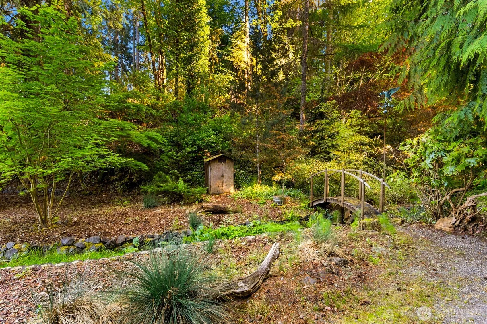 Property photo for 4736 Cooper Point Road Nw, Olympia photo 4
