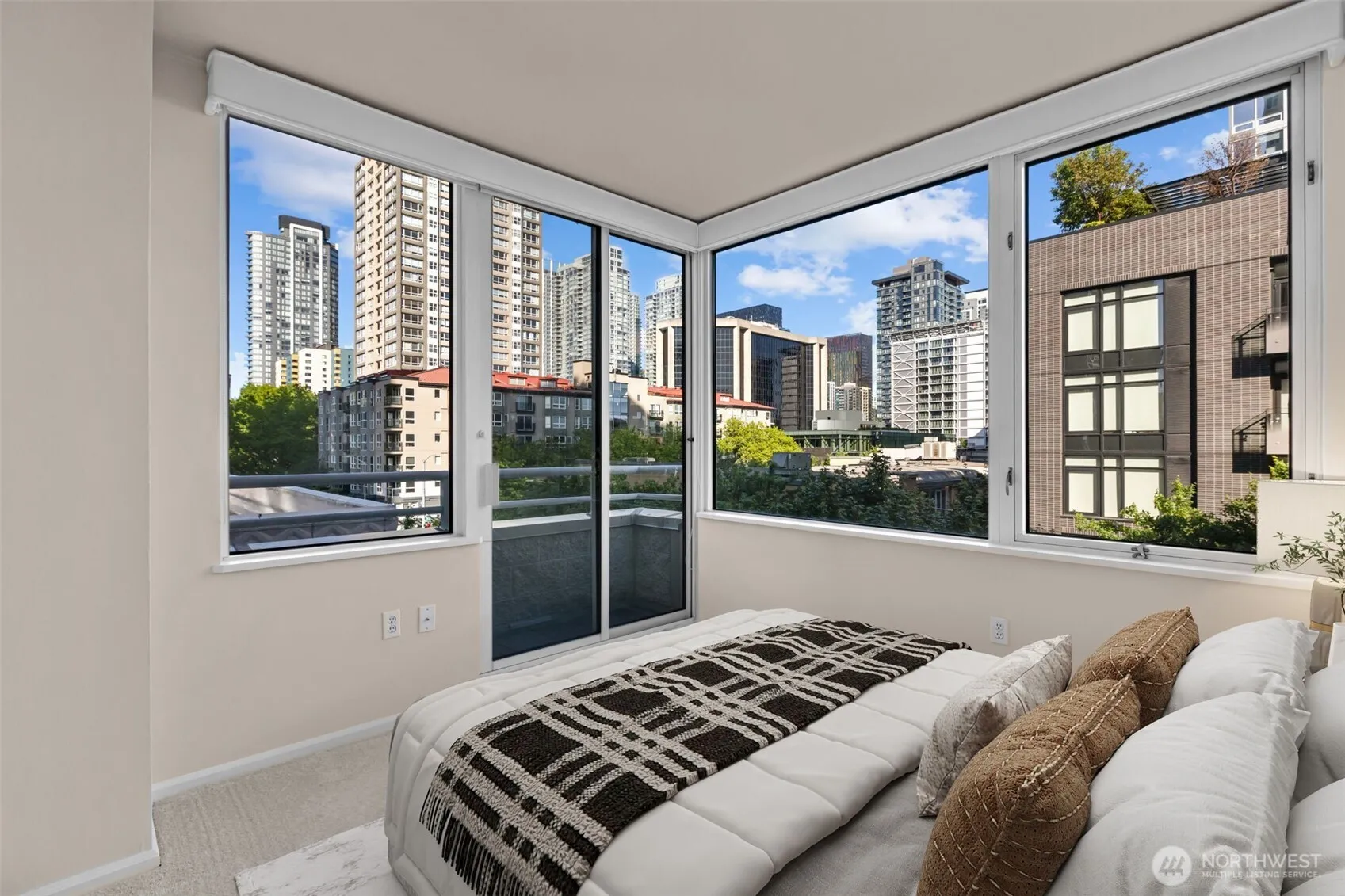 Property photo for 2600 2nd Avenue #503, Seattle