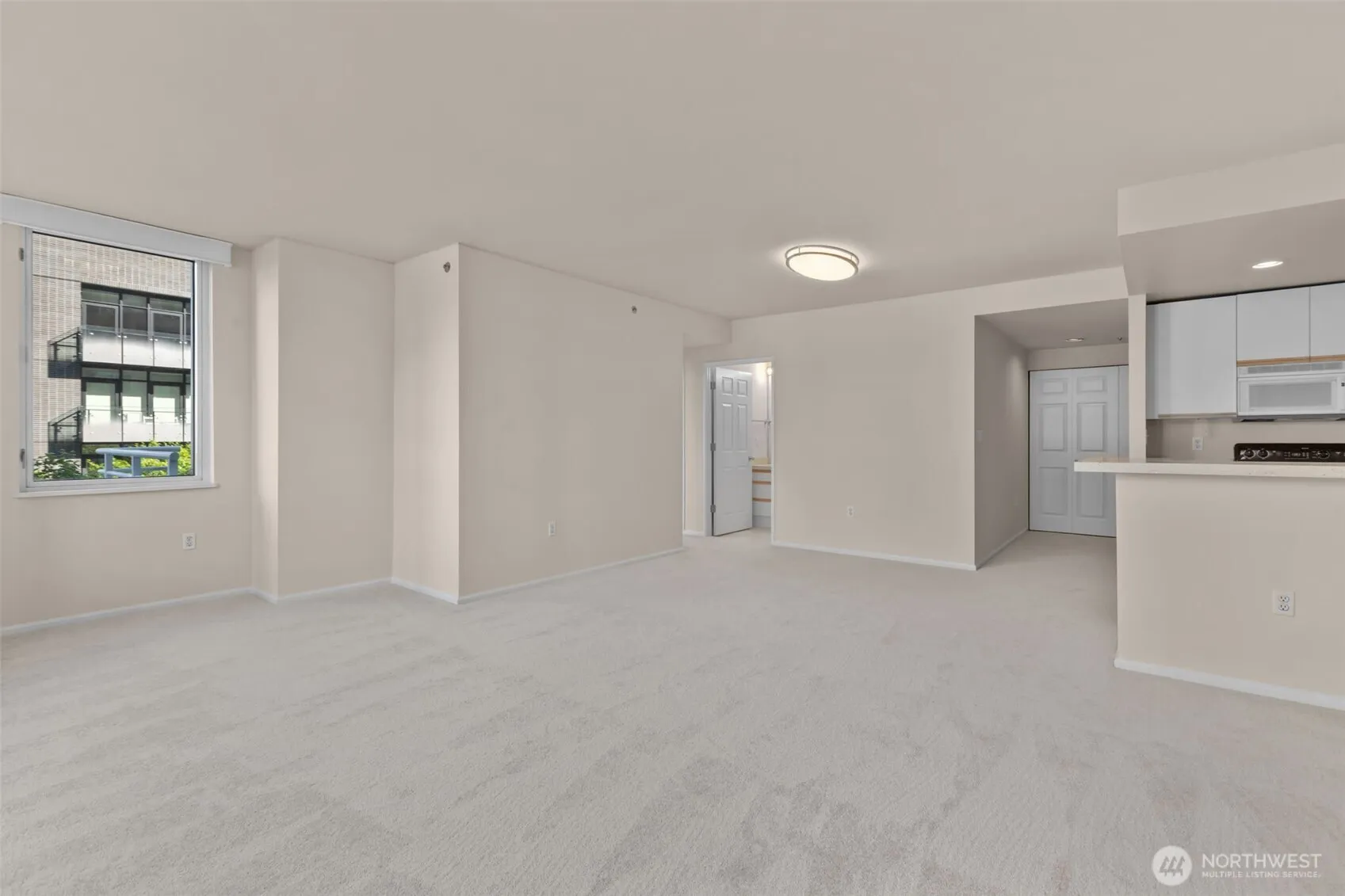 Property photo for 2600 2nd Avenue #503, Seattle photo 5
