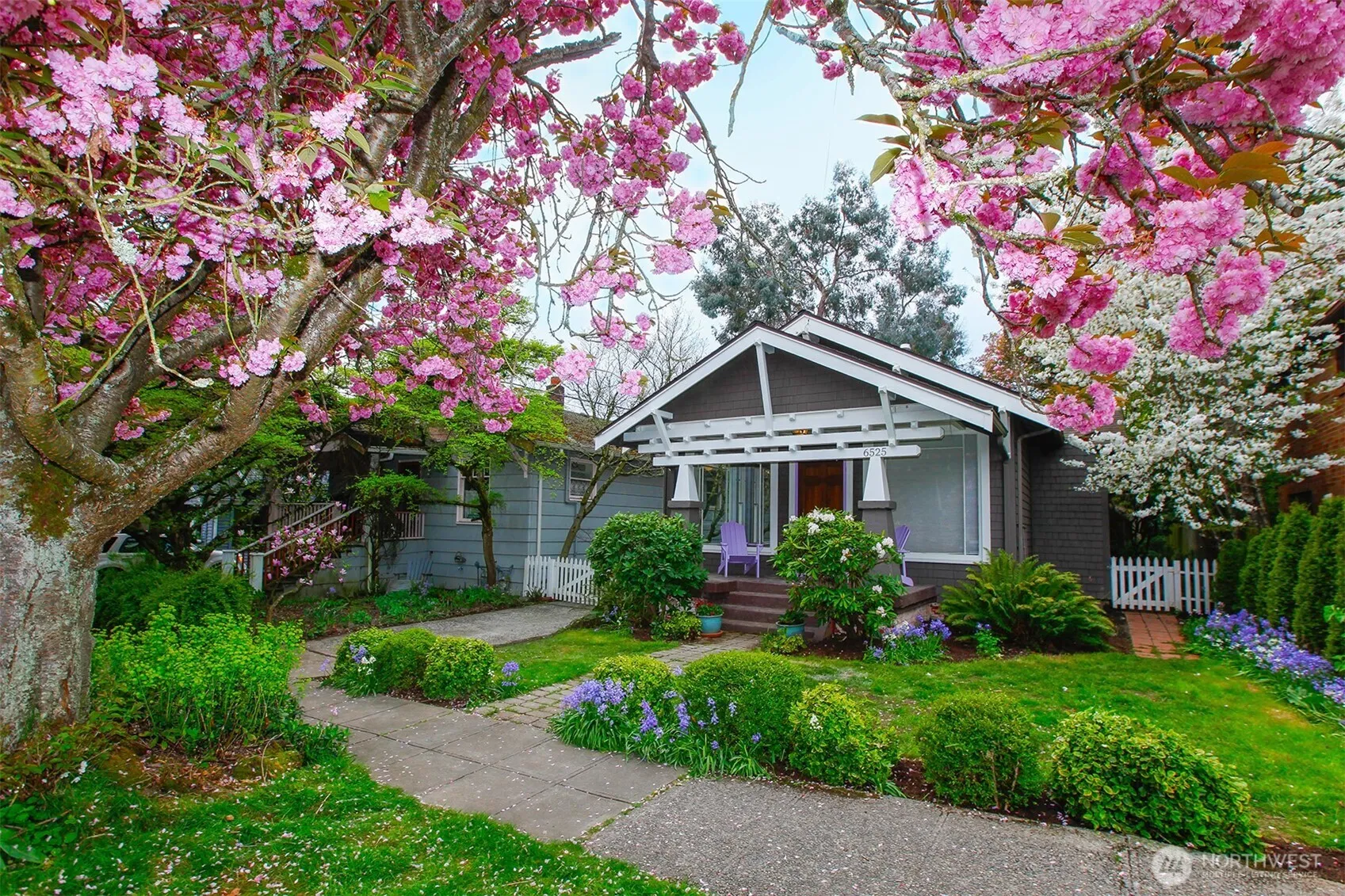 6525 23rd Avenue Ne, Seattle