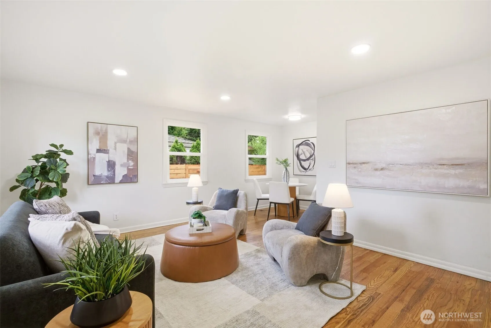 Property photo for 9723 Evanston Avenue N, Seattle photo 2
