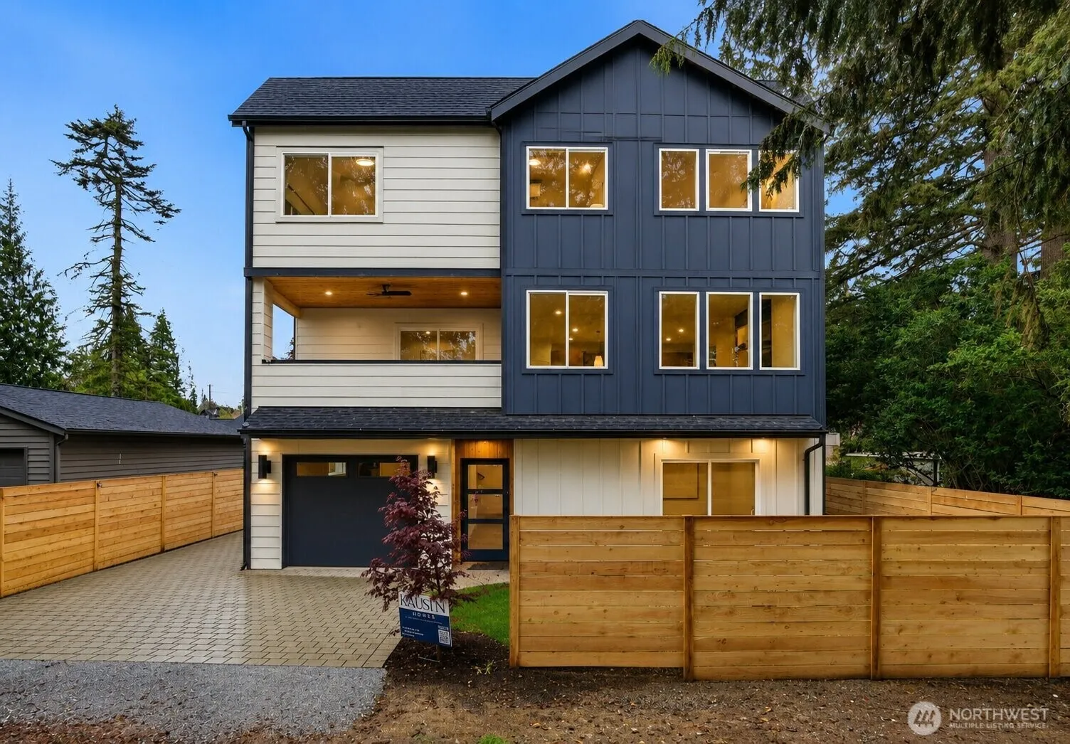 Property photo for 9725 Evanston Avenue N, Seattle