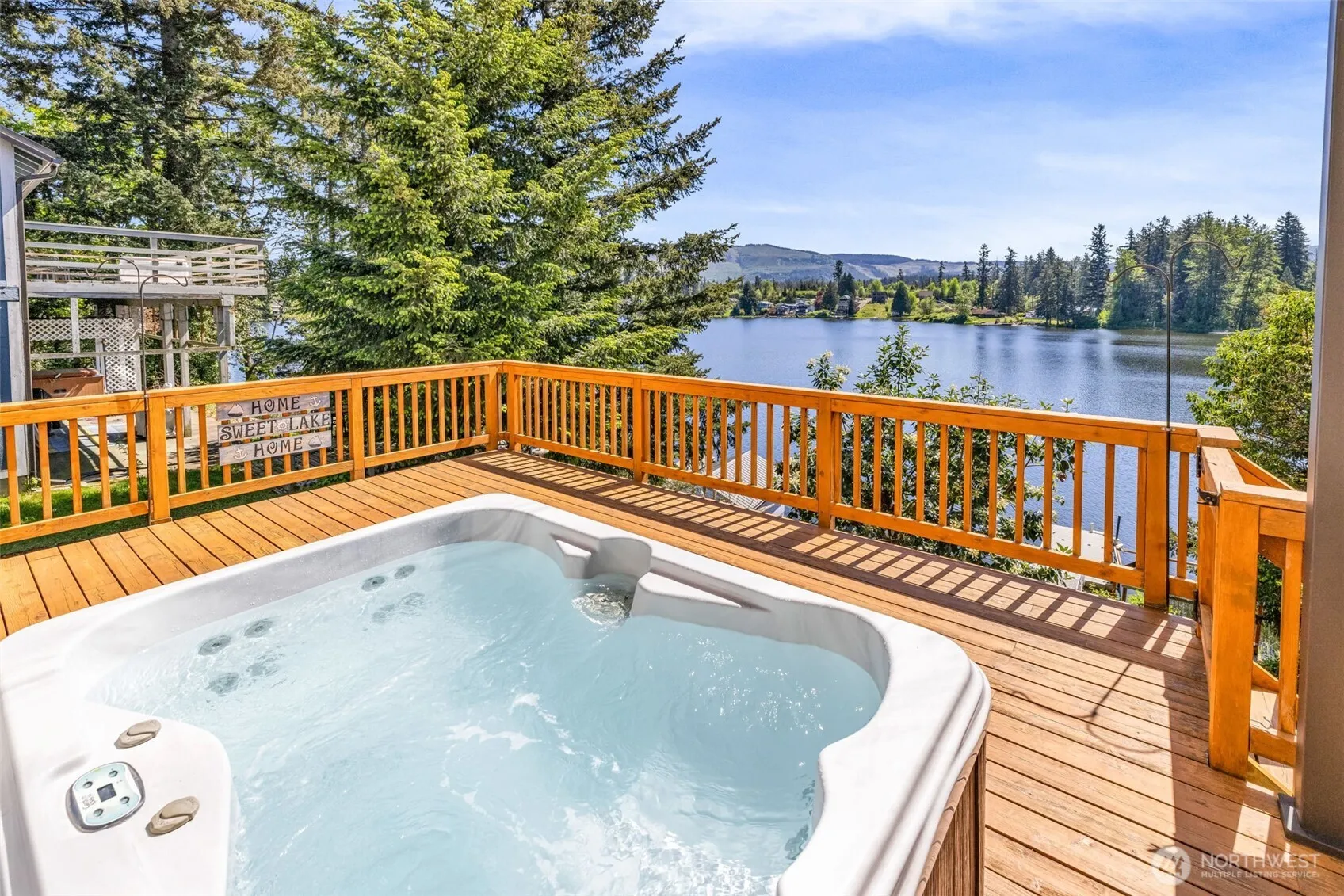 Property photo for 17127 Lakepoint Drive Se, Yelm photo 5
