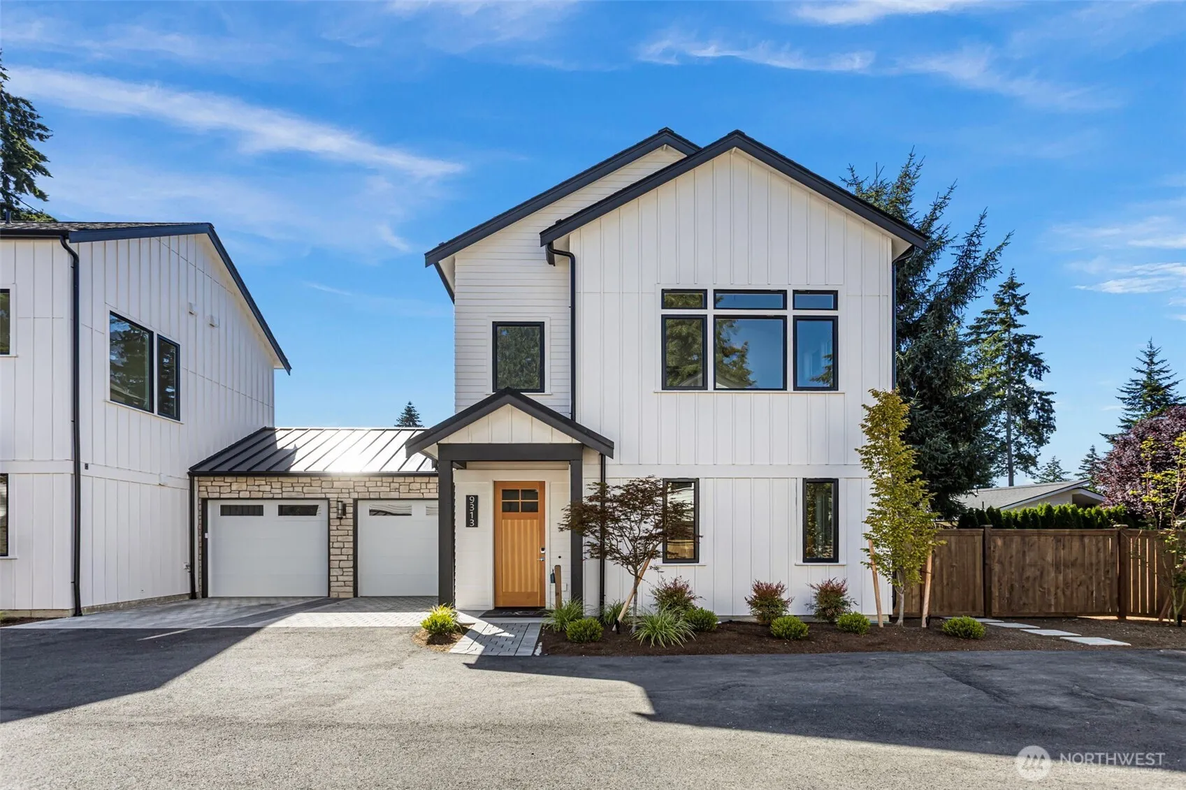 Property photo for 9313 132nd Avenue Ne, Kirkland