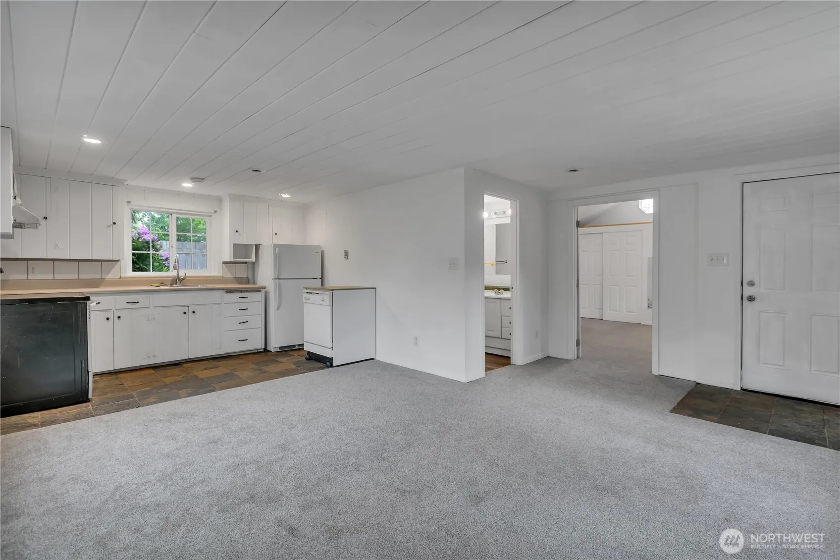 Property photo for 111 S 80th Street, Tacoma photo 5