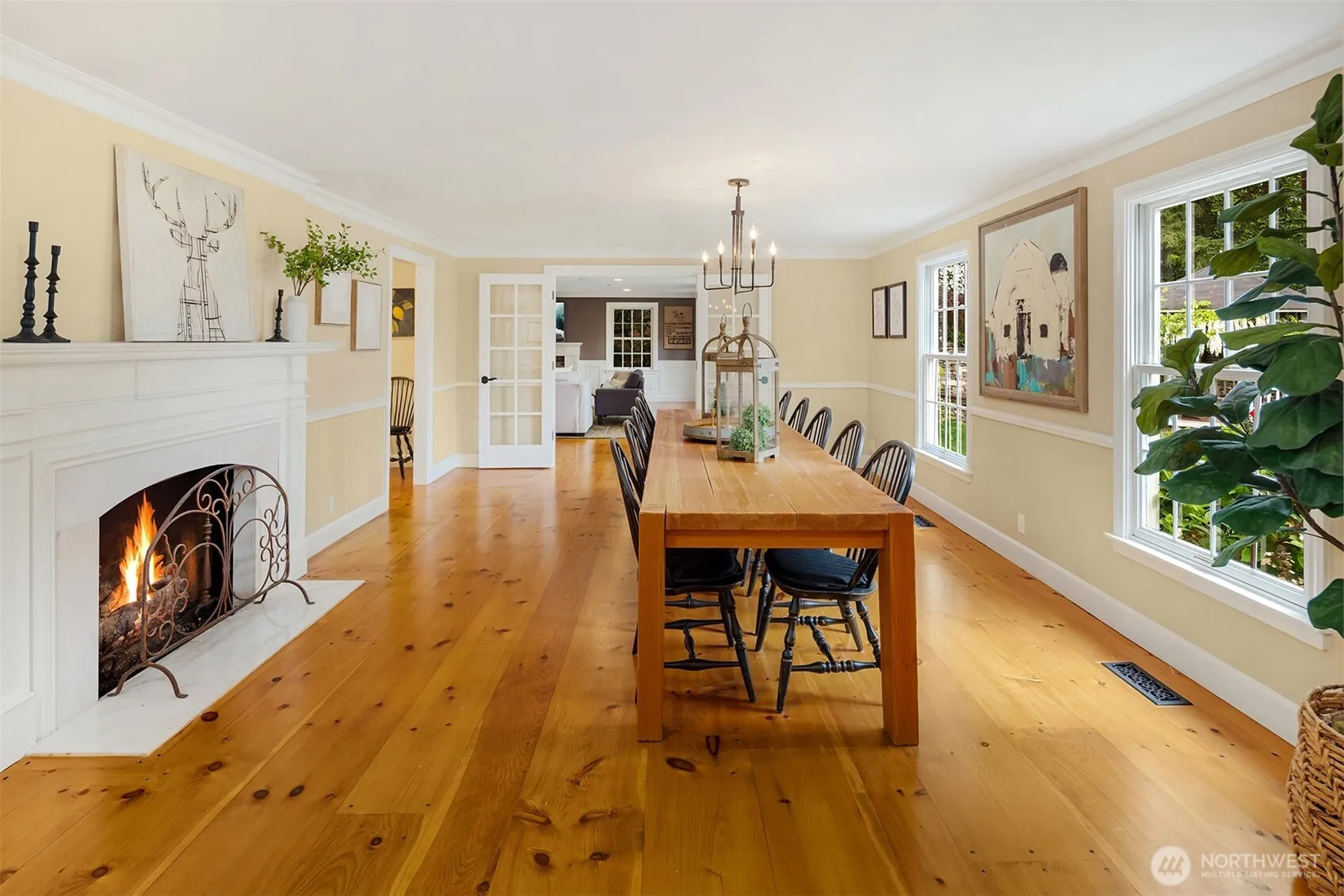 Property photo for 13432 Ne 25th Street, Bellevue photo 3