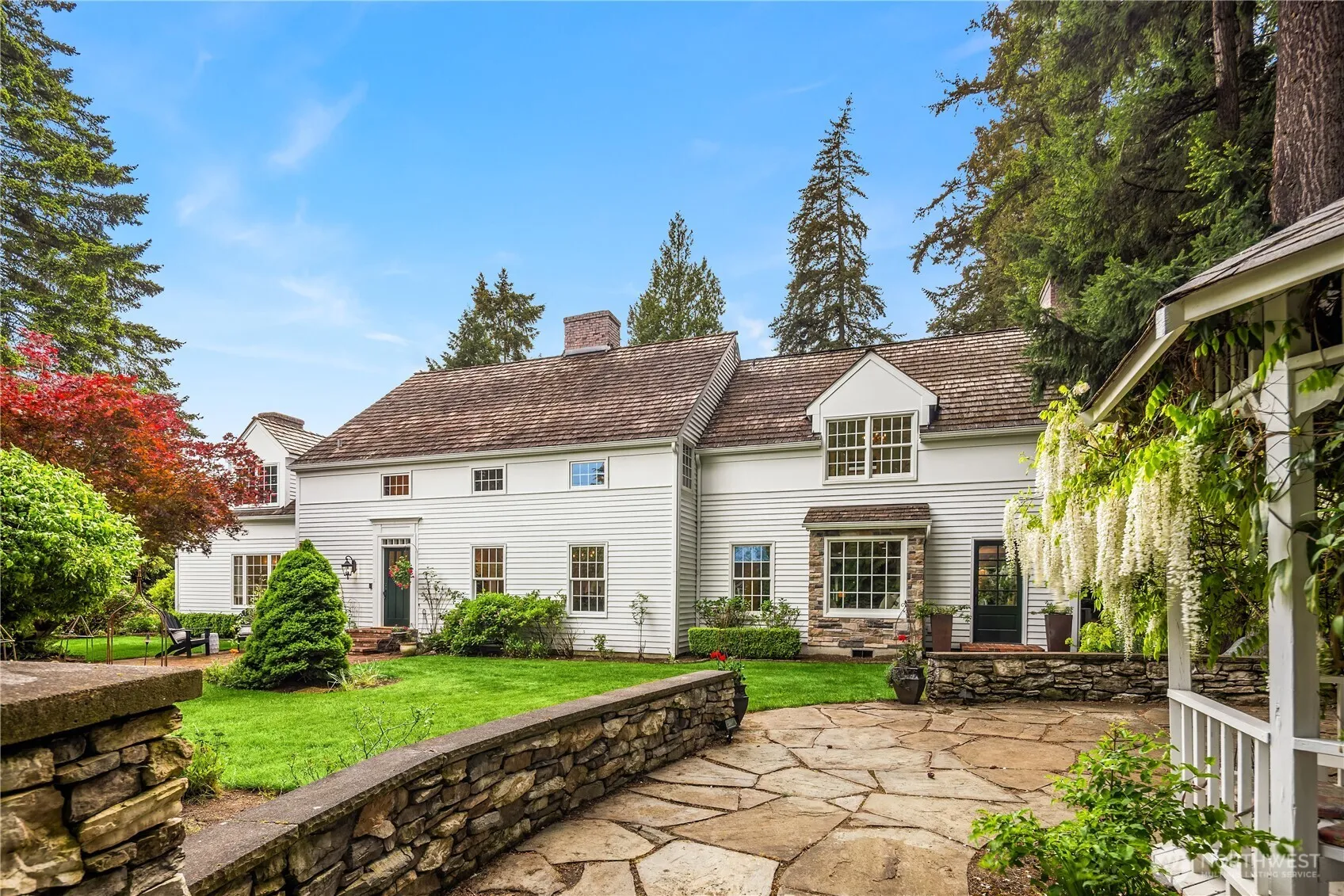 Property photo for 13432 Ne 25th Street, Bellevue