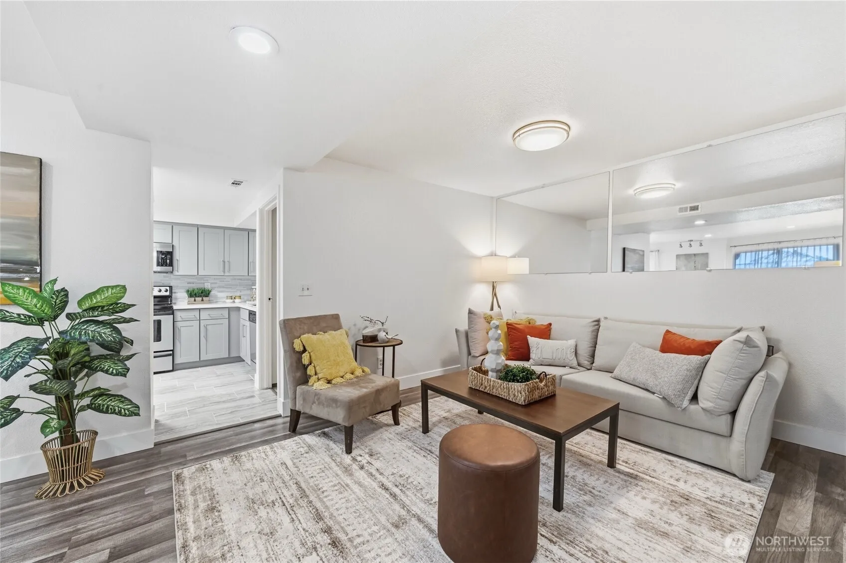 Property photo for 11300 1st Avenue Ne #322, Seattle photo 2