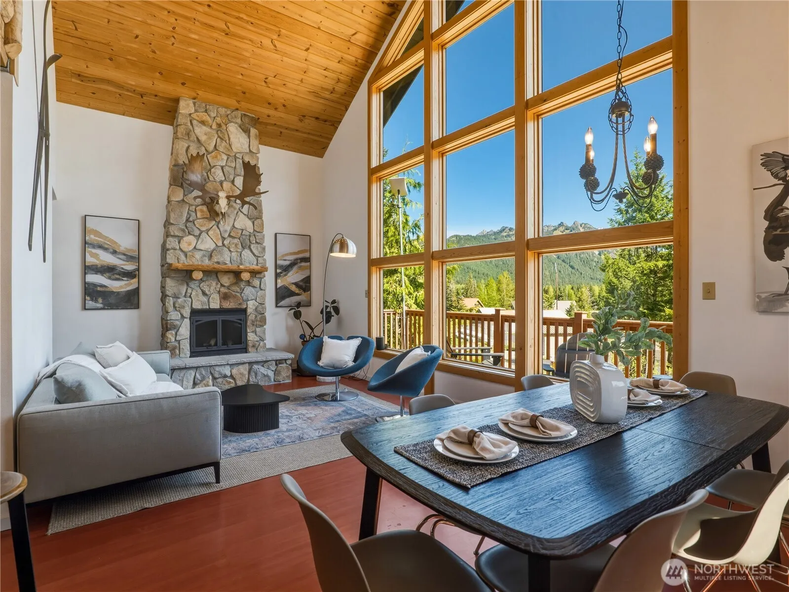 Property photo for 350 Rampart Drive, Snoqualmie Pass photo 5