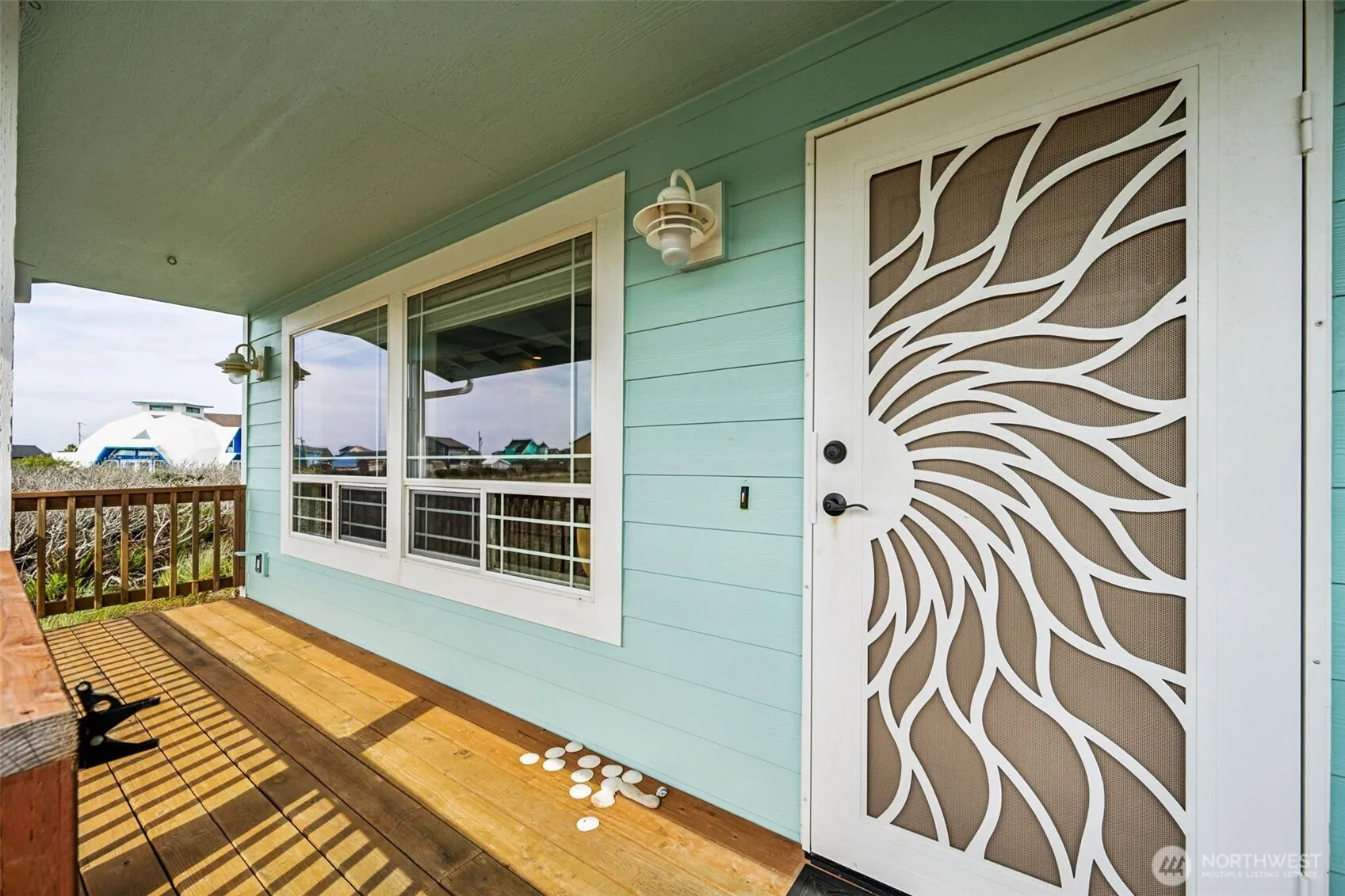 Property photo for 447 N Portal Loop Sw, Ocean Shores photo 3