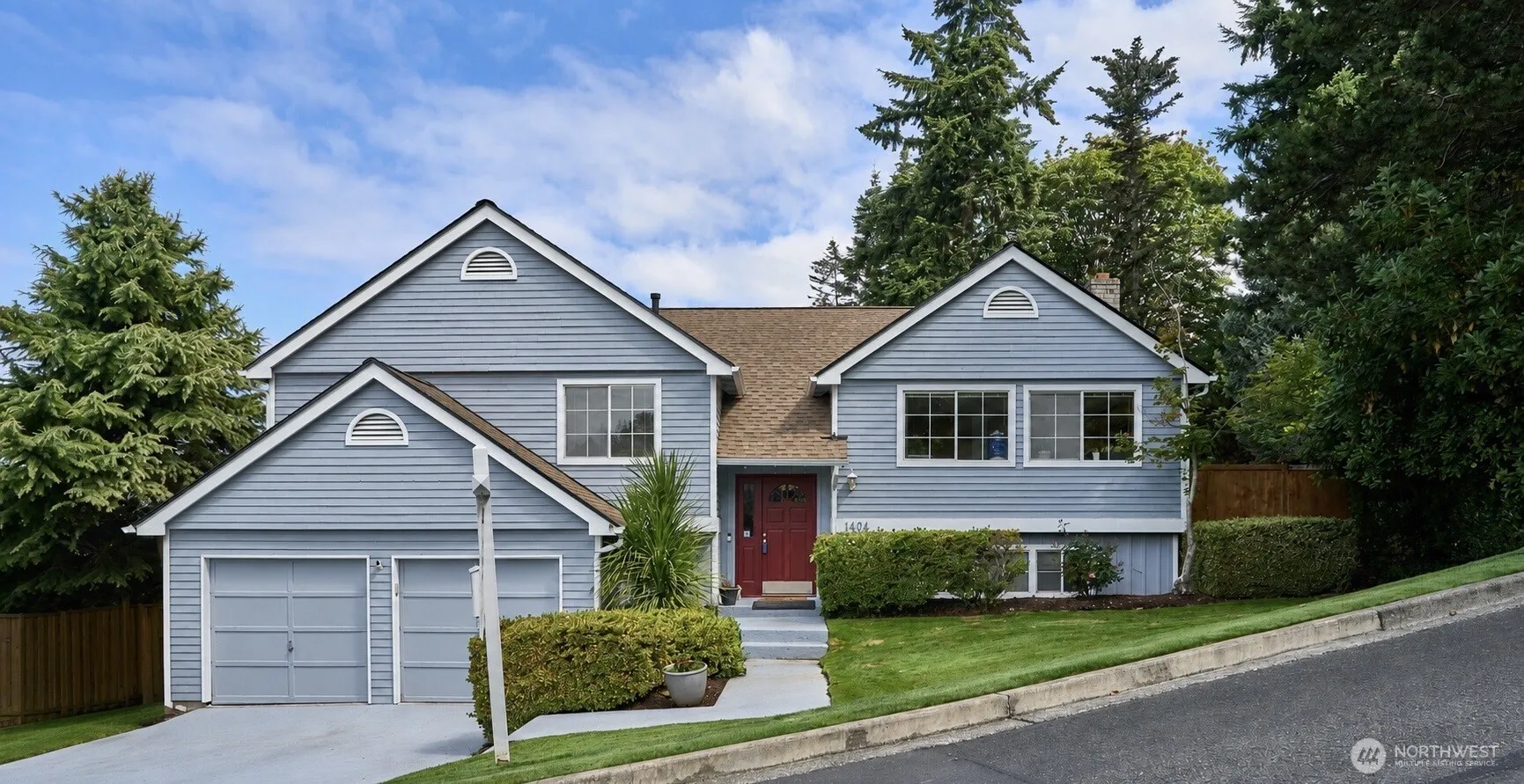 Property photo for 1404 S 290th Pl, Federal Way