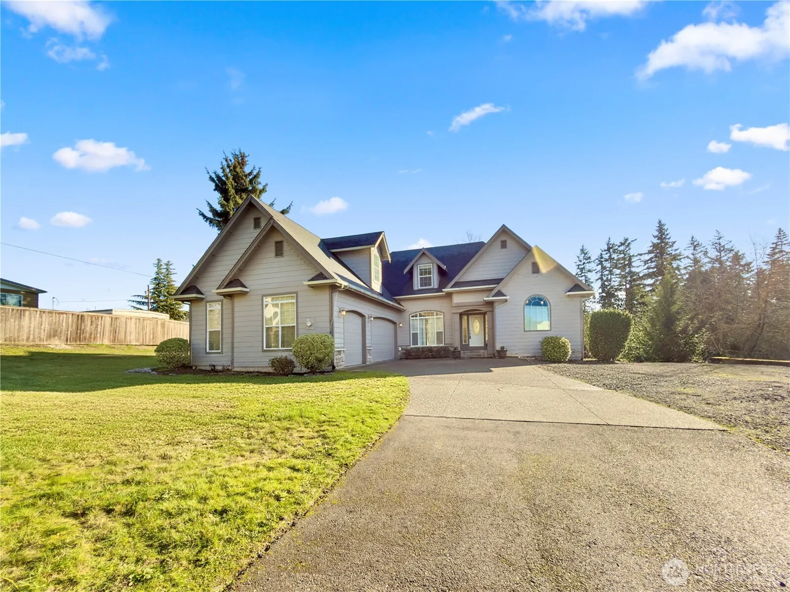 Property photo for 6712 94th Street E, Puyallup