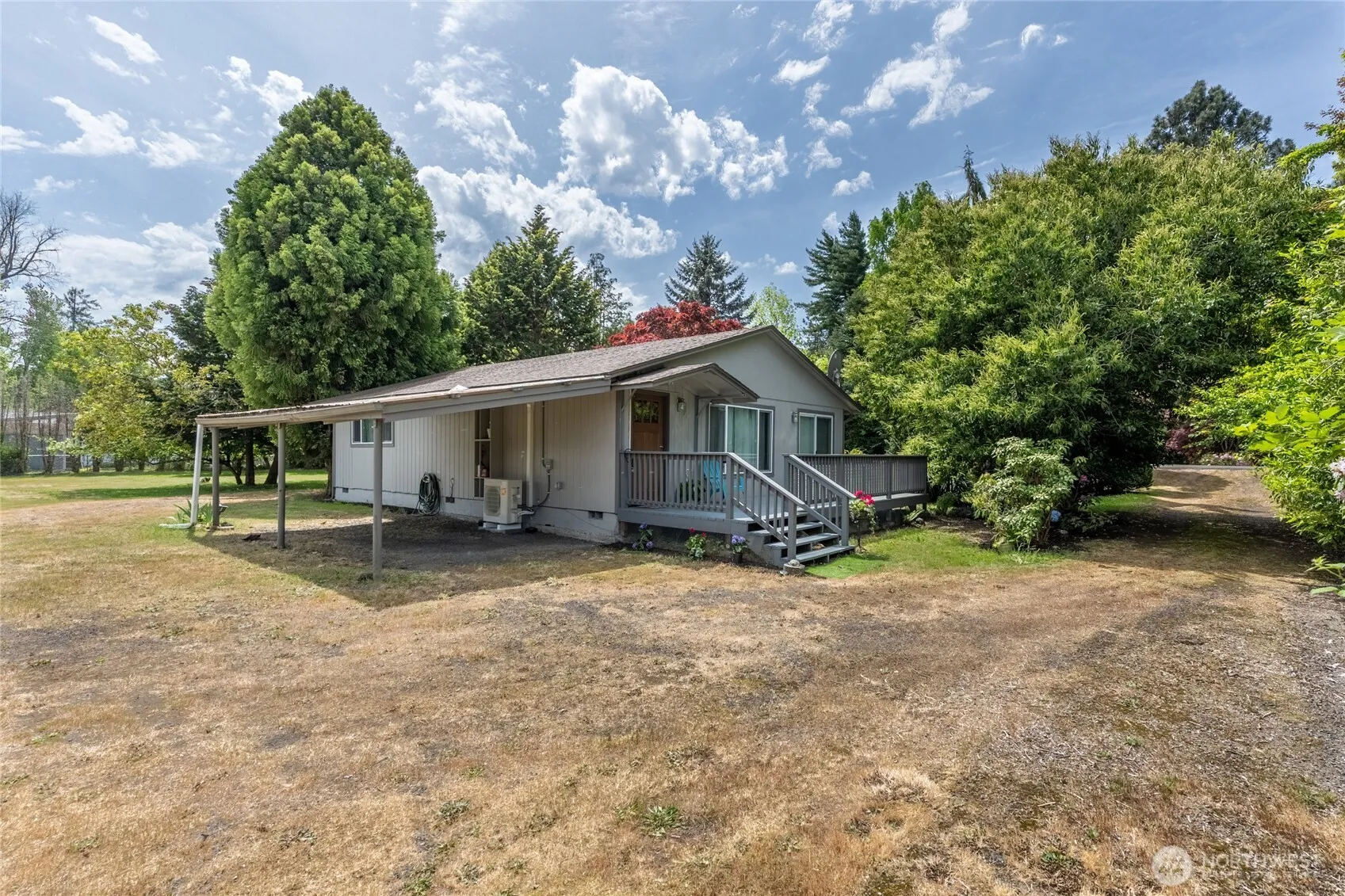 Property photo for 369 E Birnie Slough Road, Cathlamet