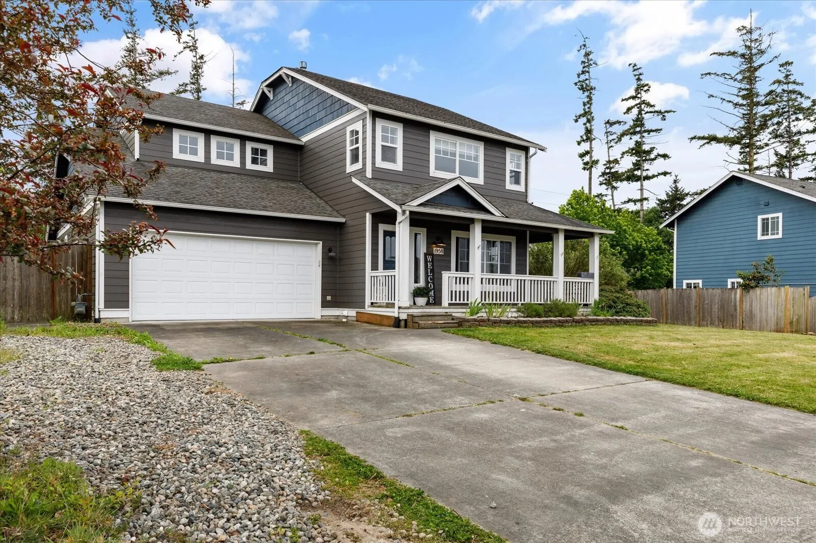 Property photo for 1958 Sw Rock Rose Drive, Oak Harbor photo 2
