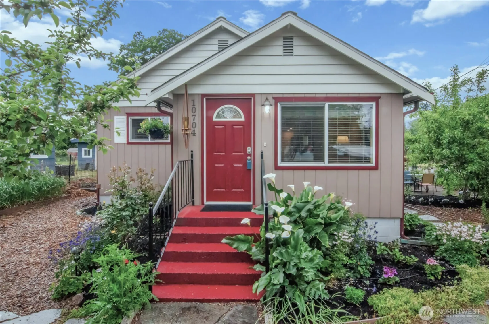 10704 Broadway Avenue S, Tacoma