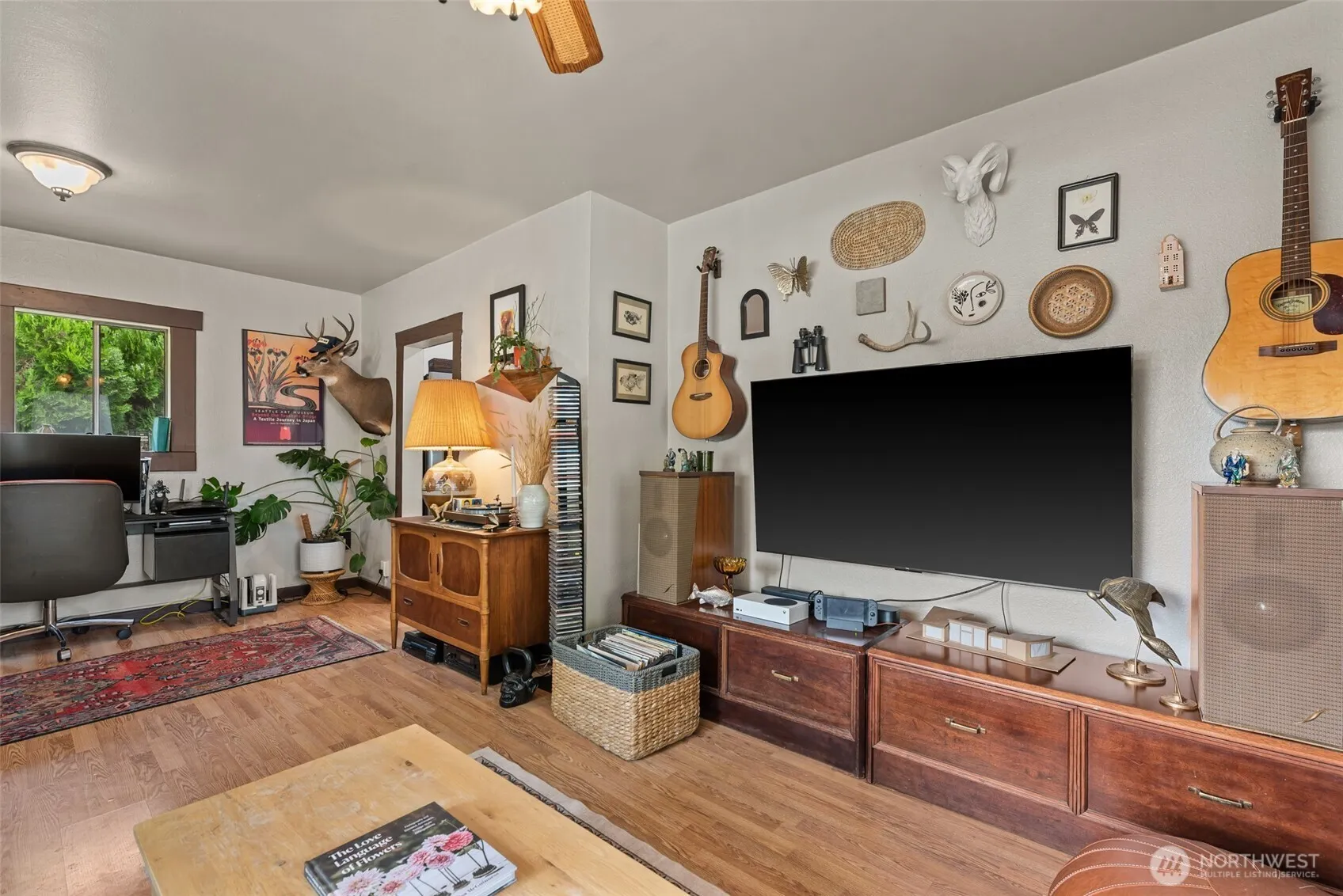 Property photo for 925 Monroe Street, Wenatchee photo 4